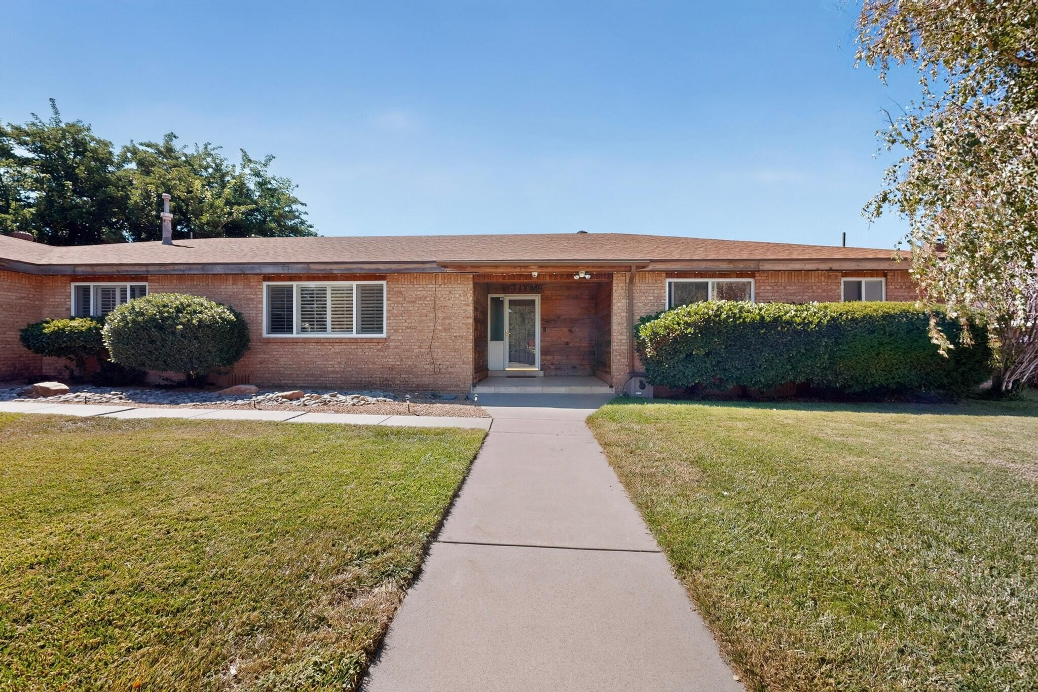 12412 Casa Grande Avenue NE