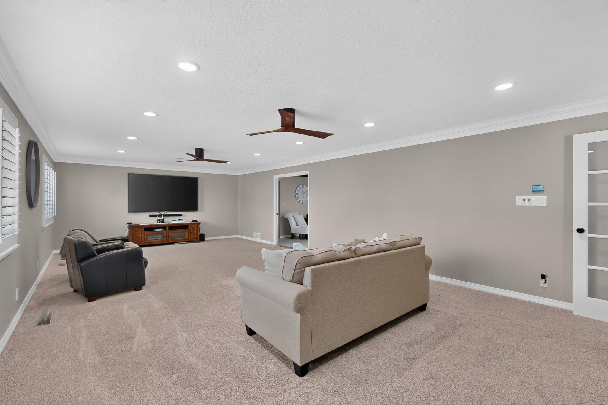 12412 Casa Grande Avenue NE