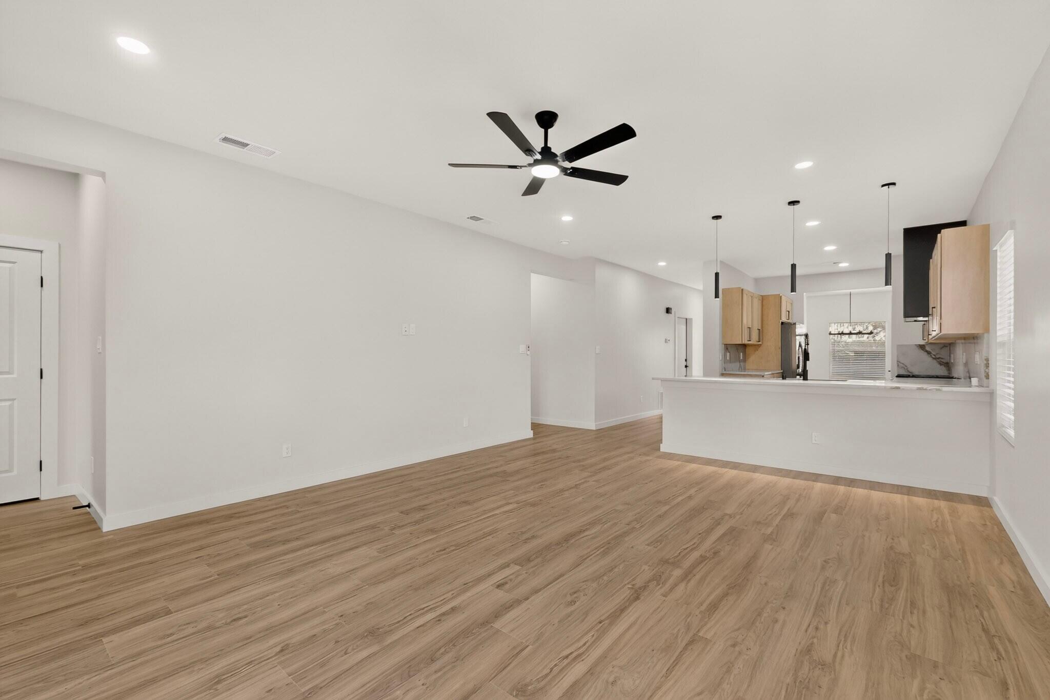 1510 John Street SE