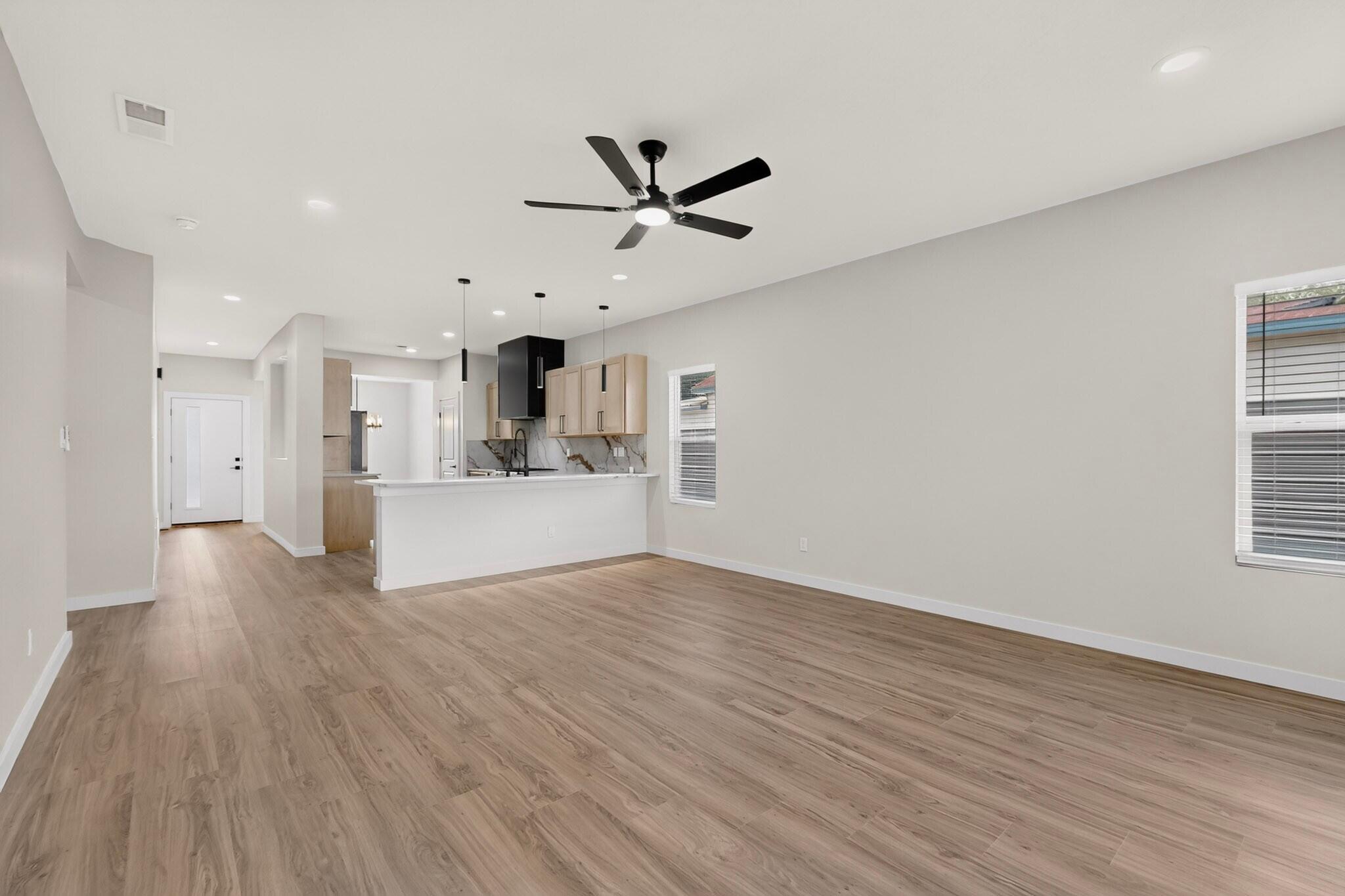 1510 John Street SE