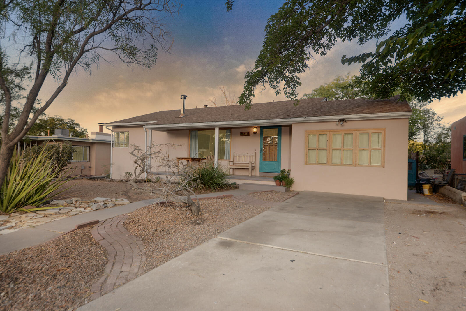 432 Montclaire Drive SE