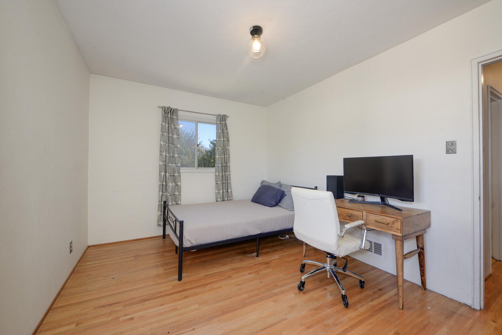 432 Montclaire Drive SE