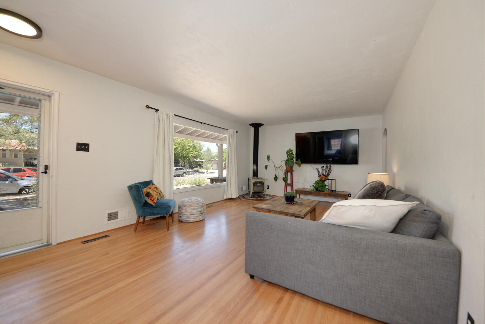 432 Montclaire Drive SE