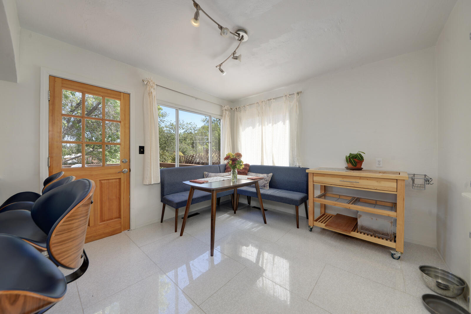 432 Montclaire Drive SE