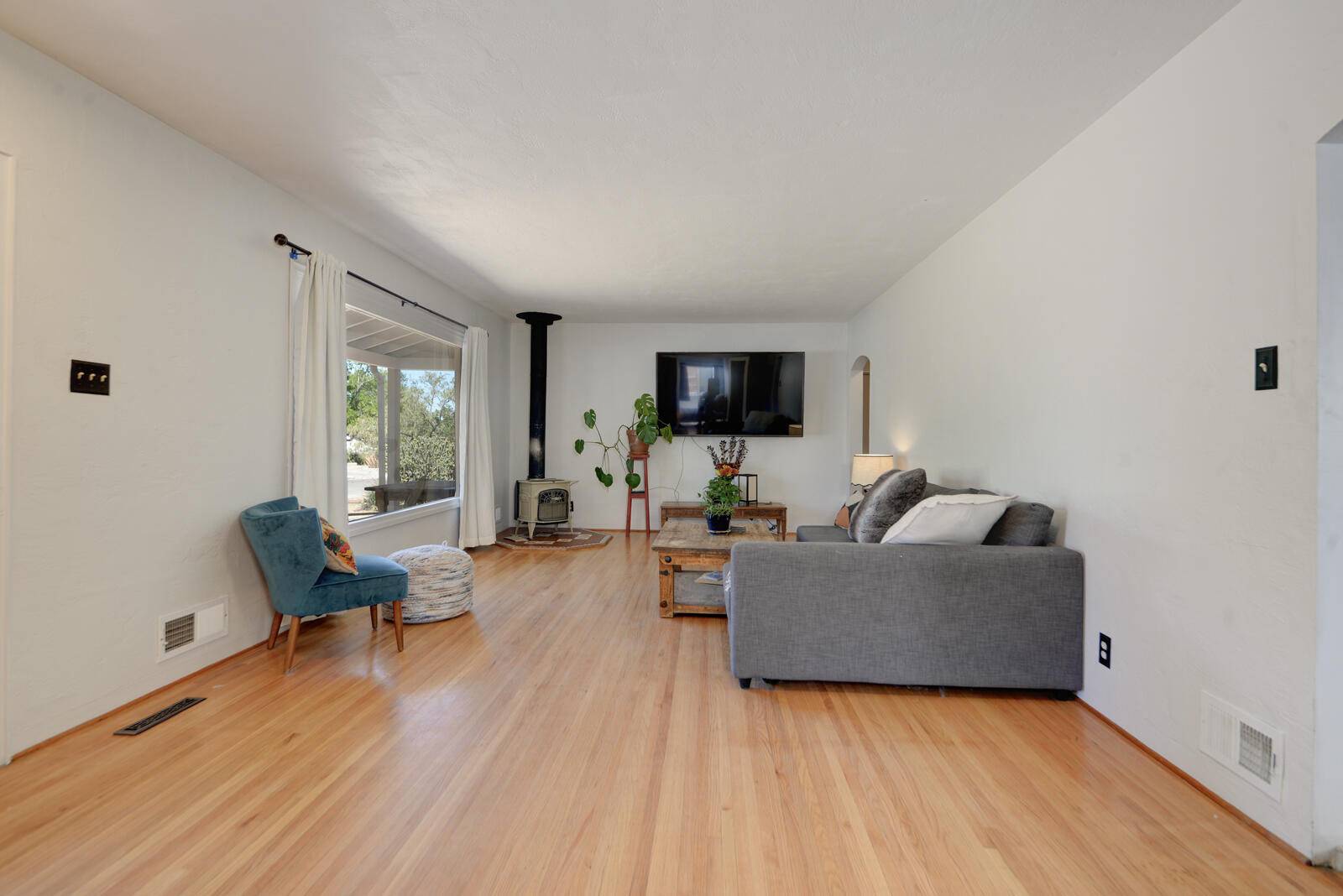 432 Montclaire Drive SE