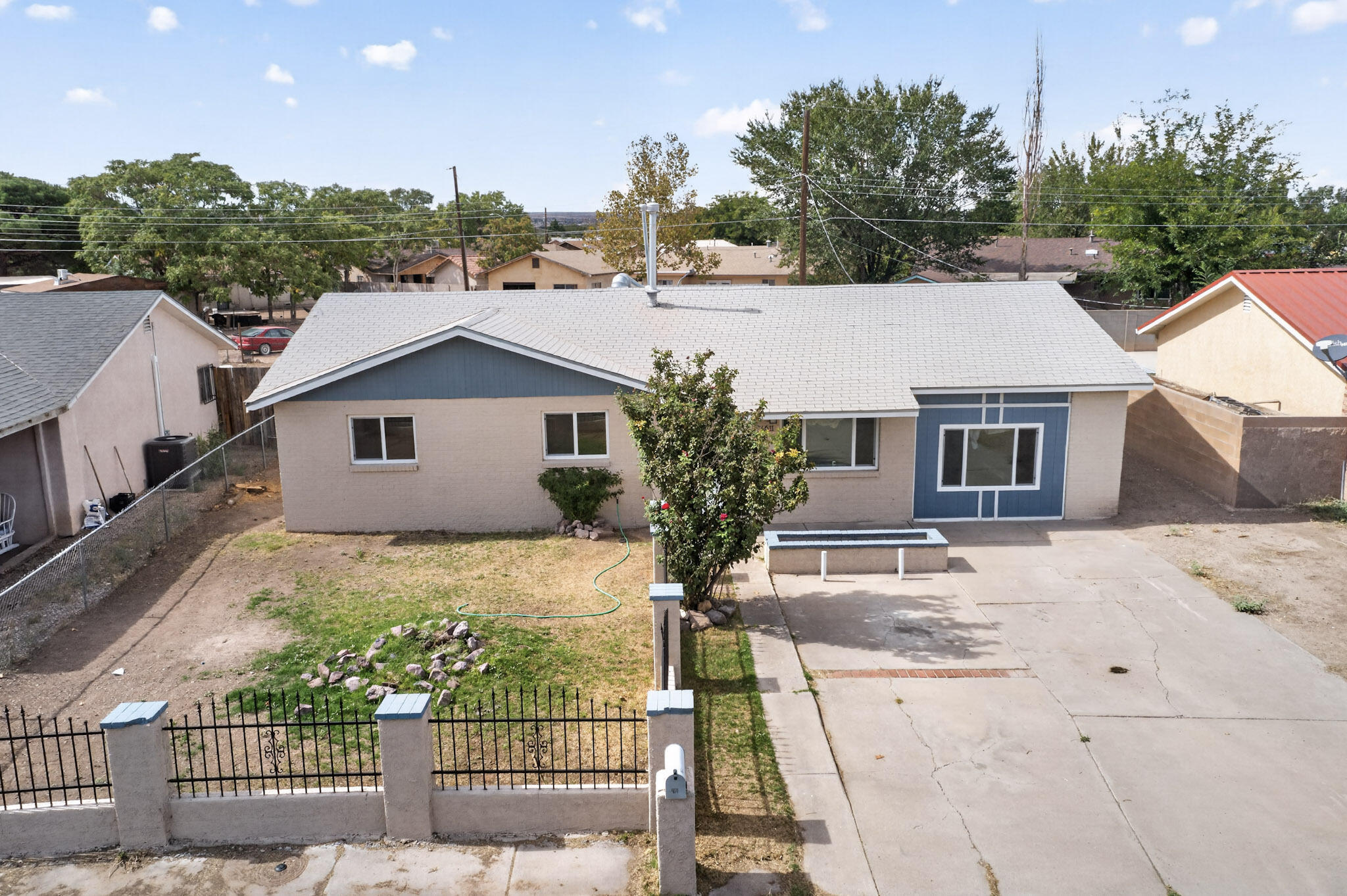 4611 Valley Park Drive SW