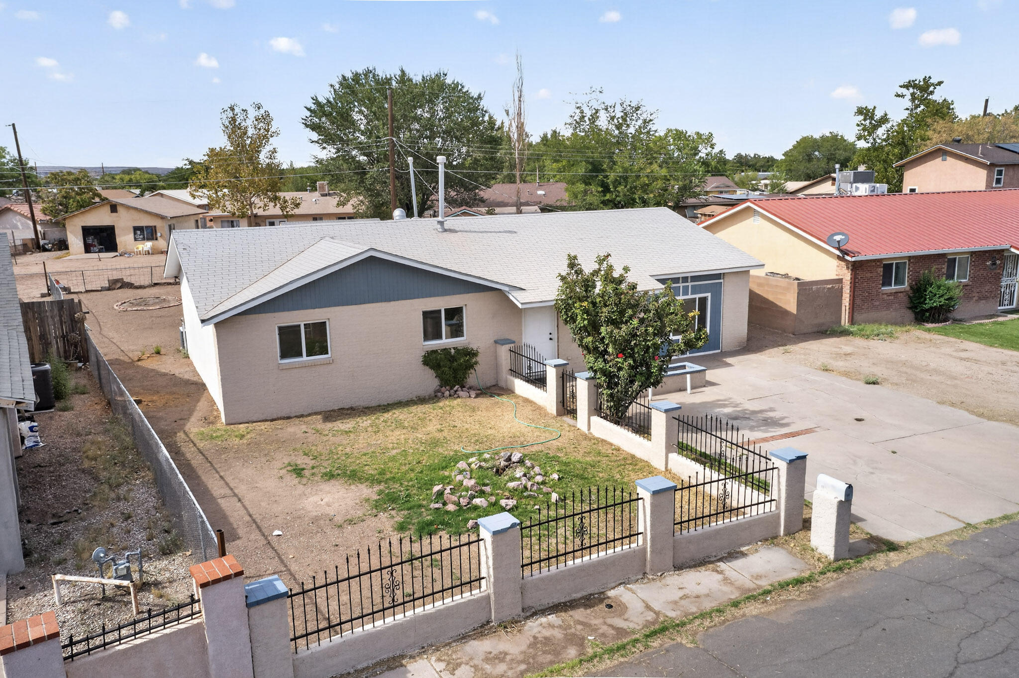 4611 Valley Park Drive SW
