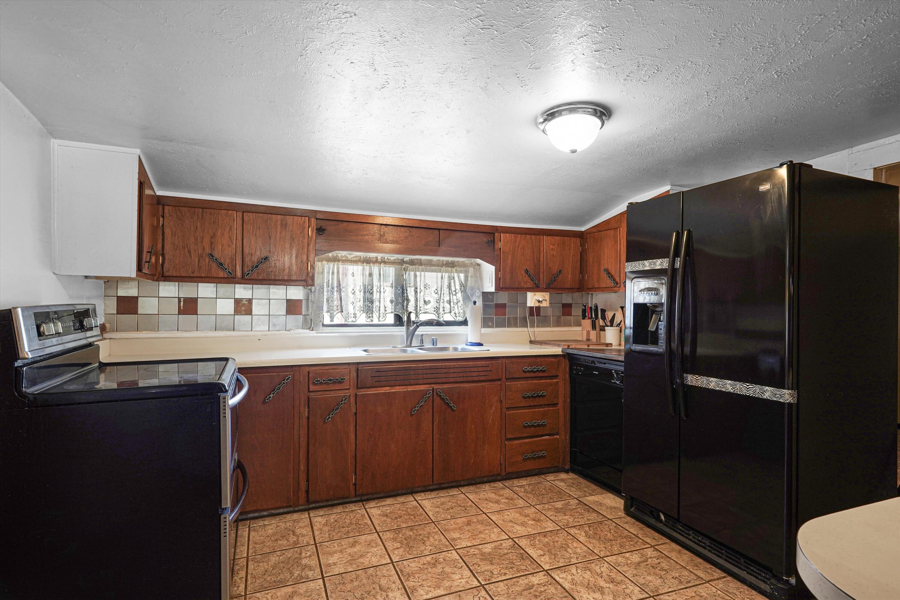 211 N Ripley Avenue