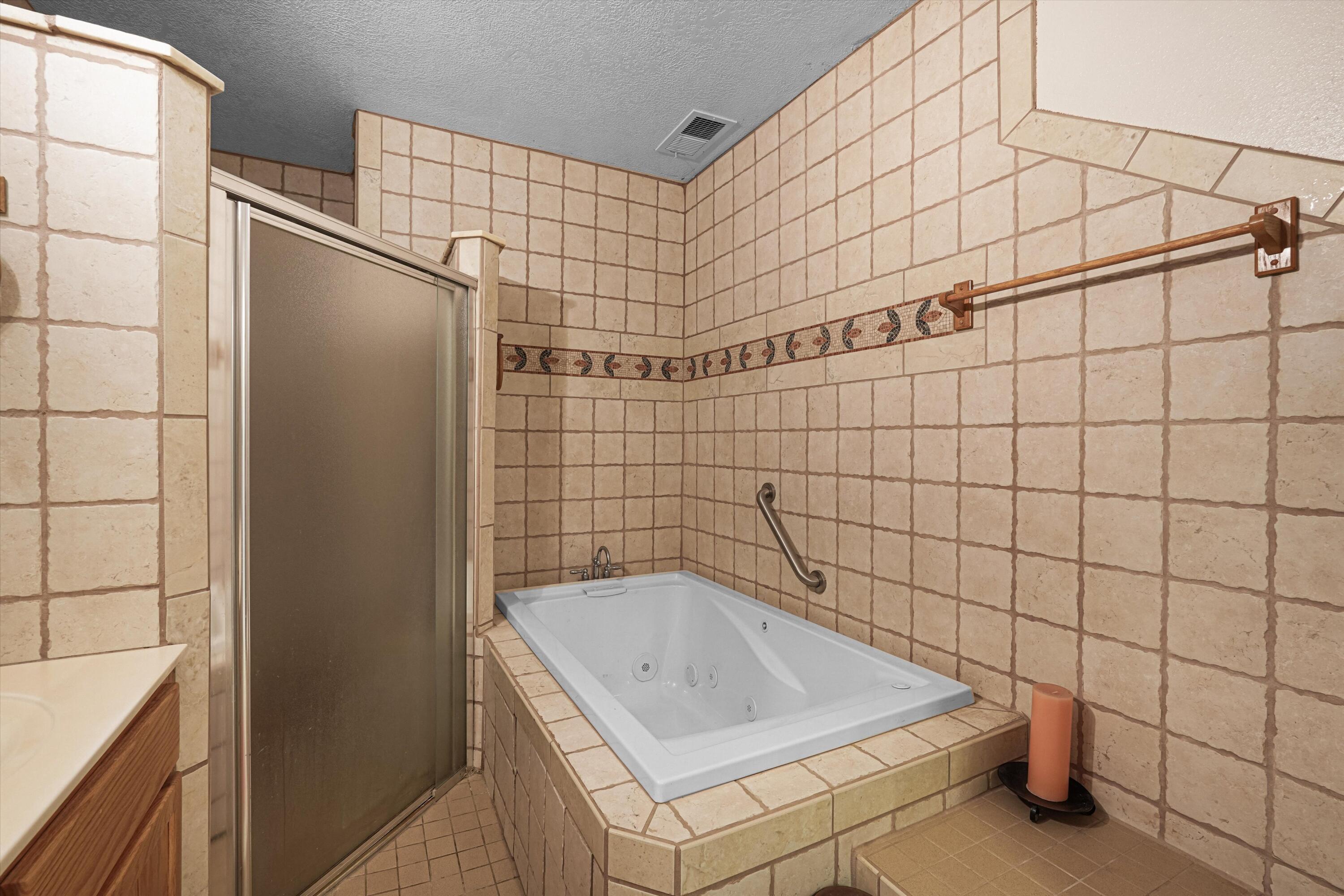 211 N Ripley Avenue