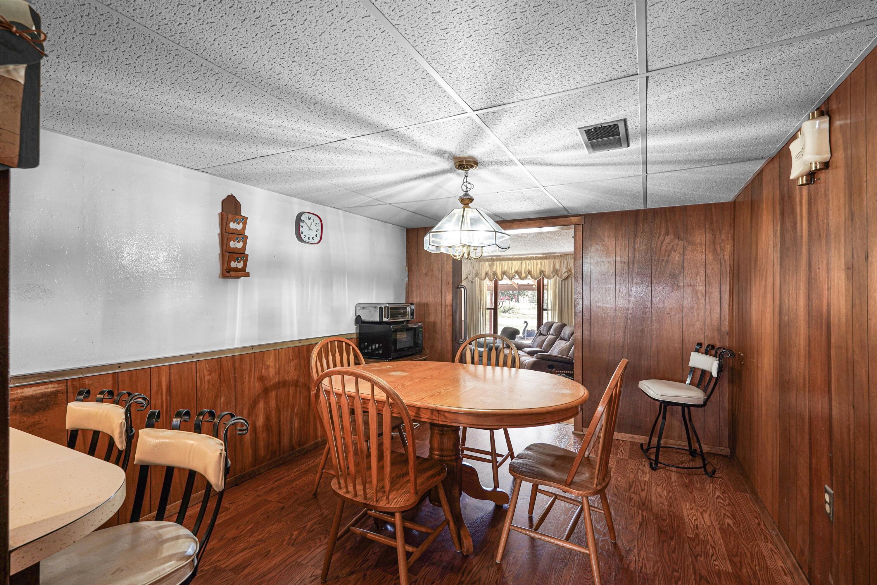 211 N Ripley Avenue