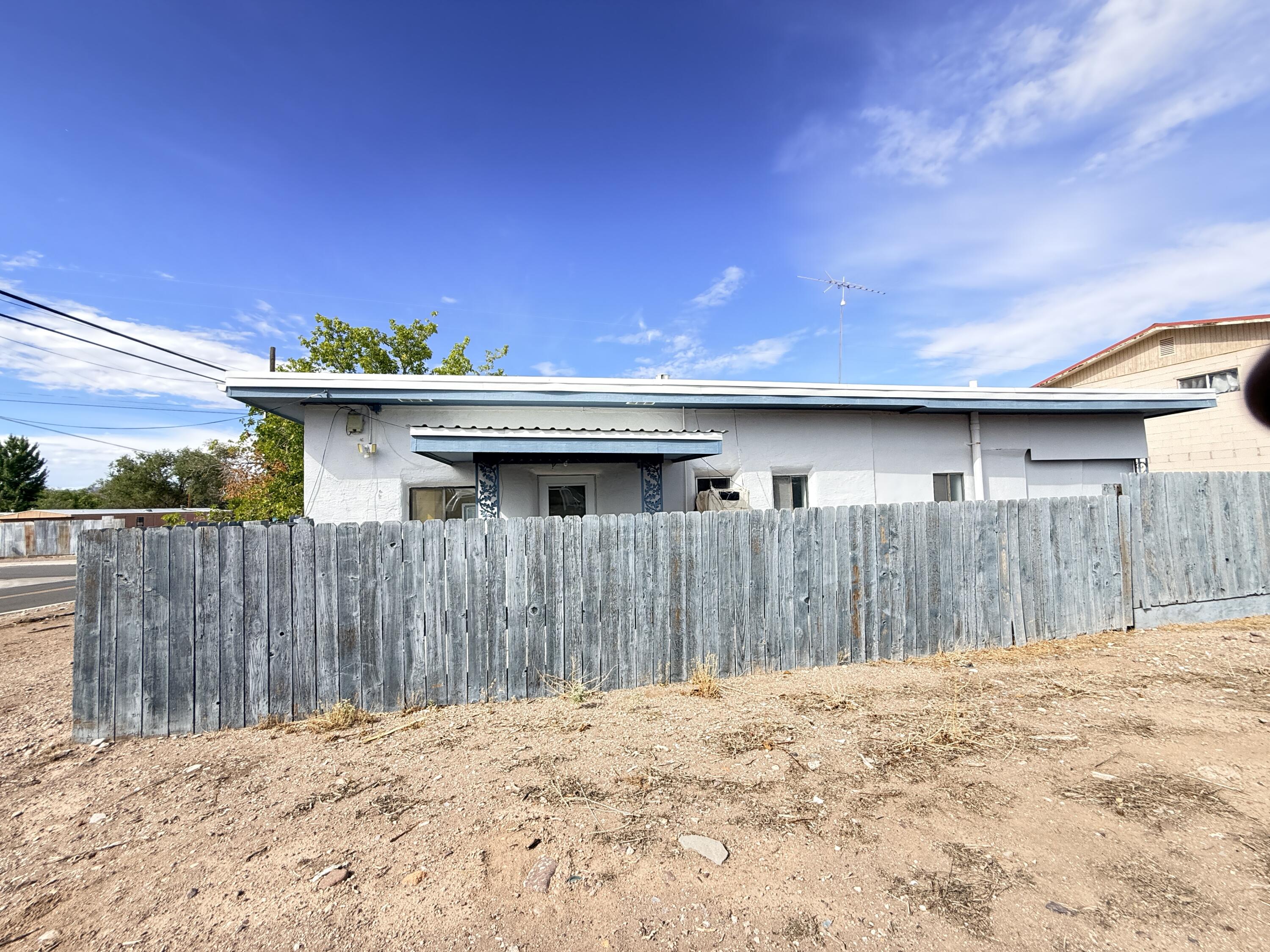 1000 Texas Avenue