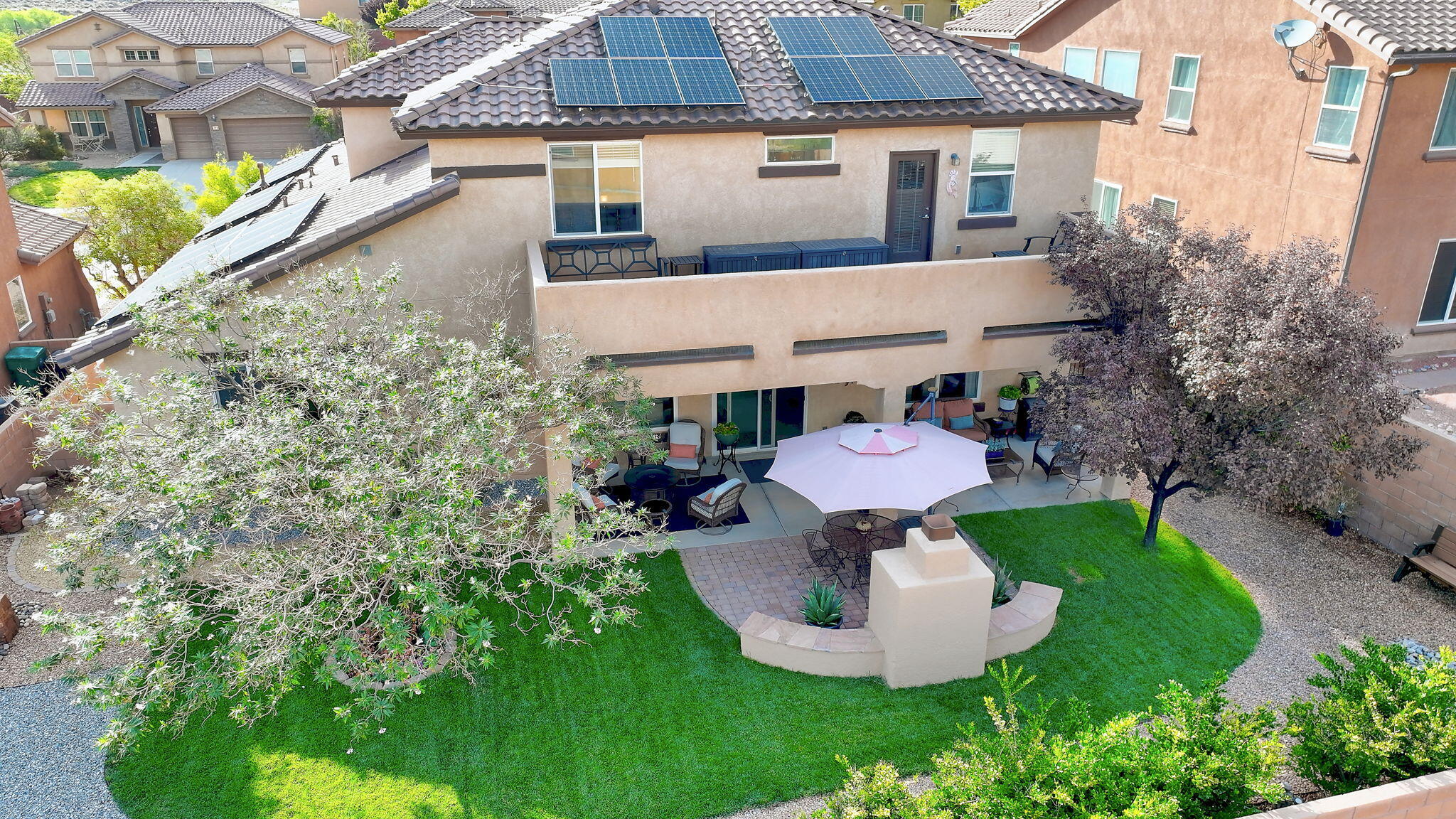 42 Los Miradores Drive NE