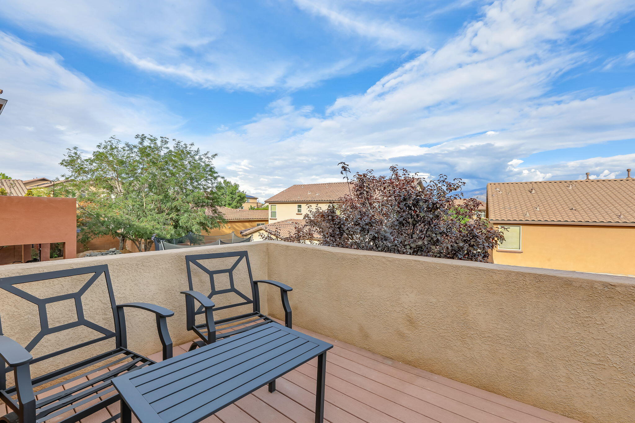 42 Los Miradores Drive NE
