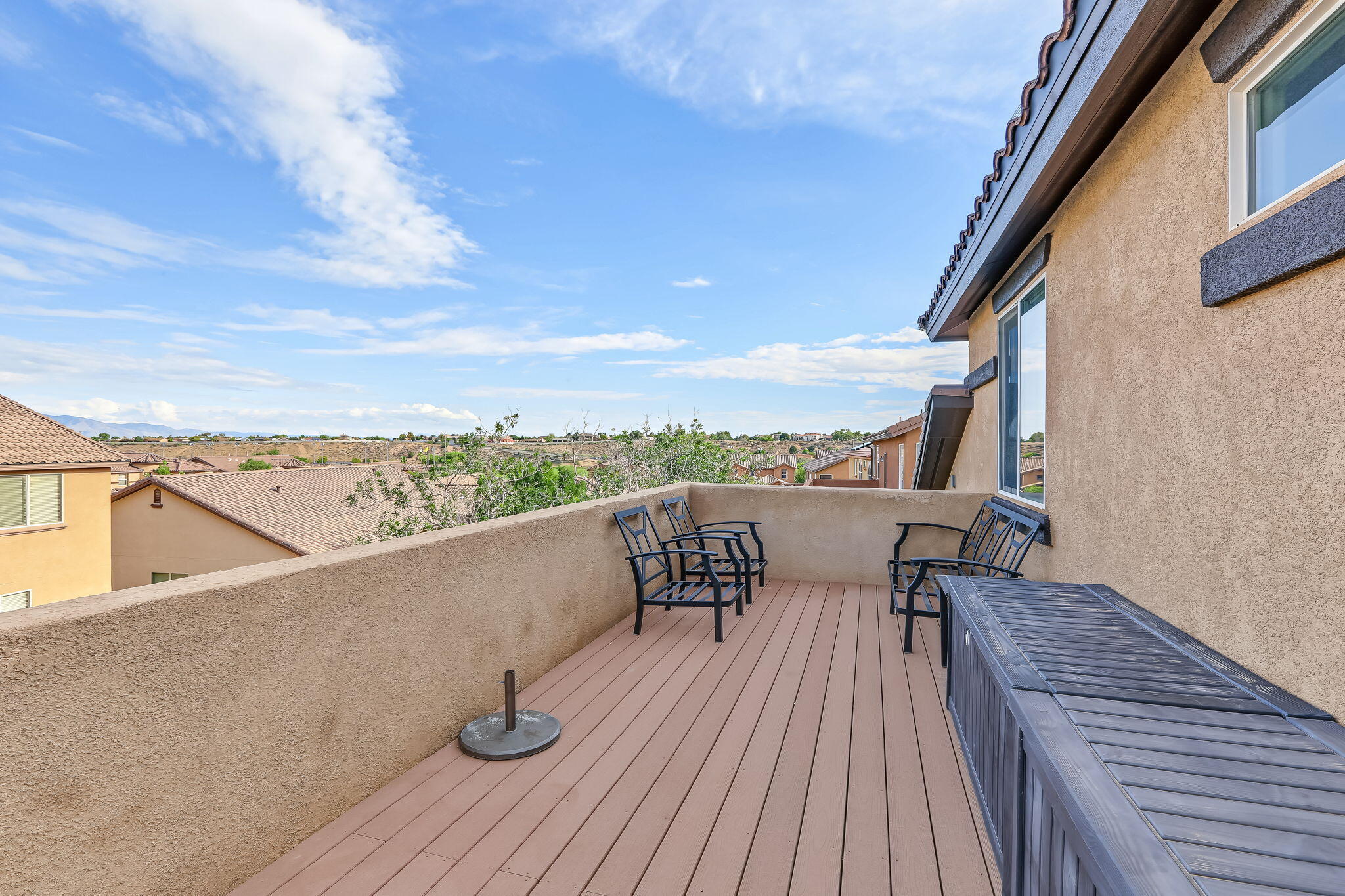 42 Los Miradores Drive NE