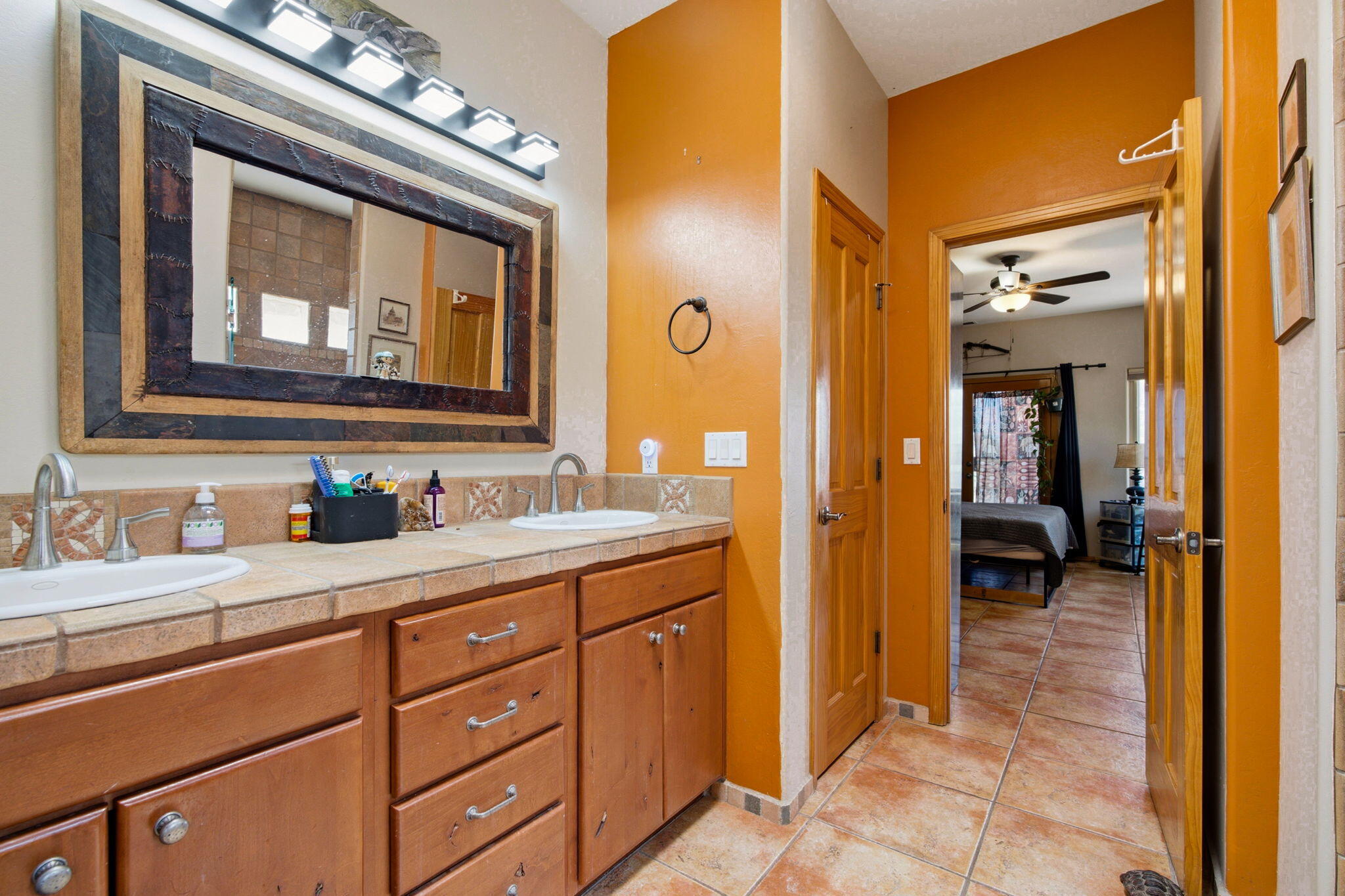 1716 Shoshone Trail NE