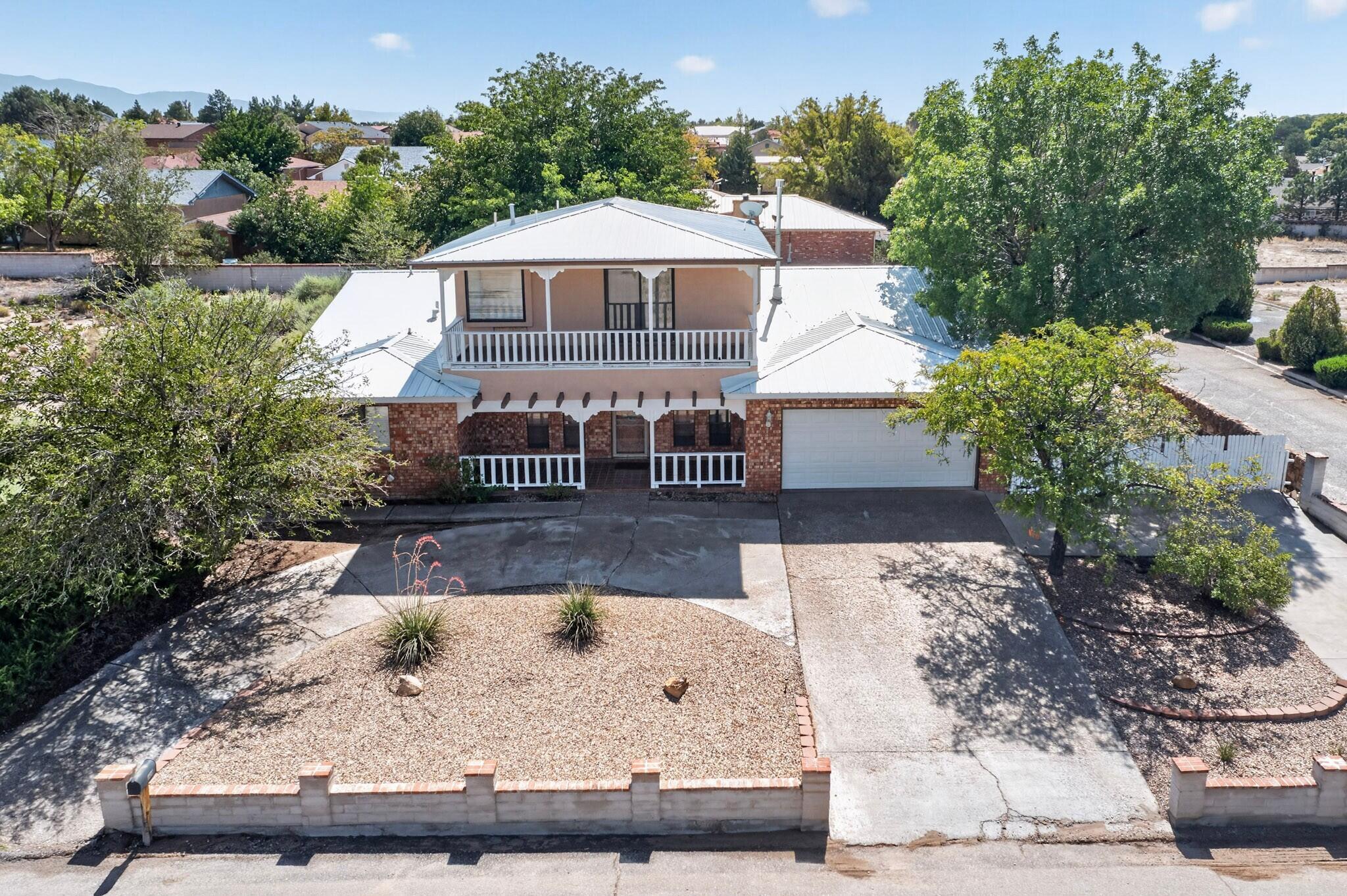 1690 Golf Course Road