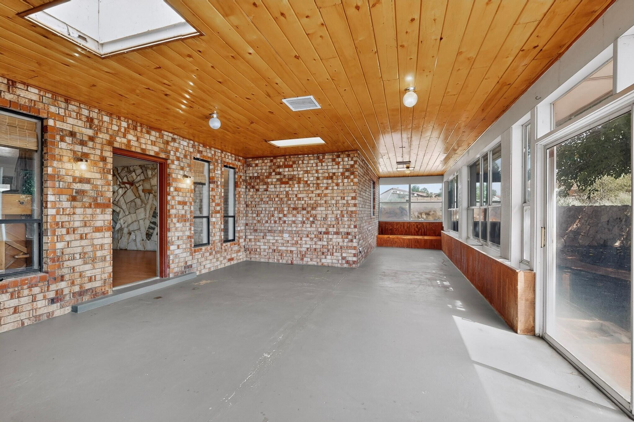 1690 Golf Course Road