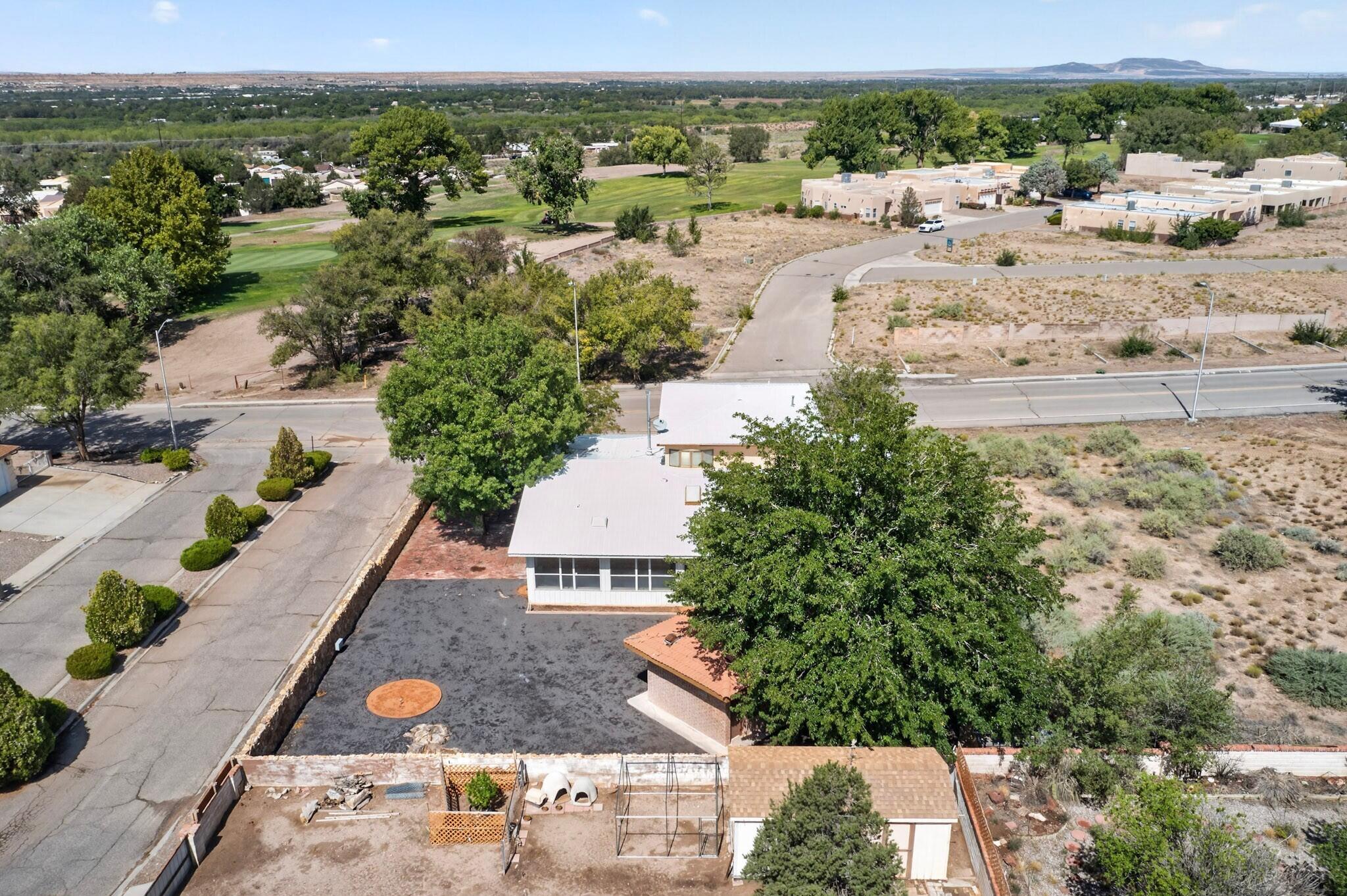 1690 Golf Course Road