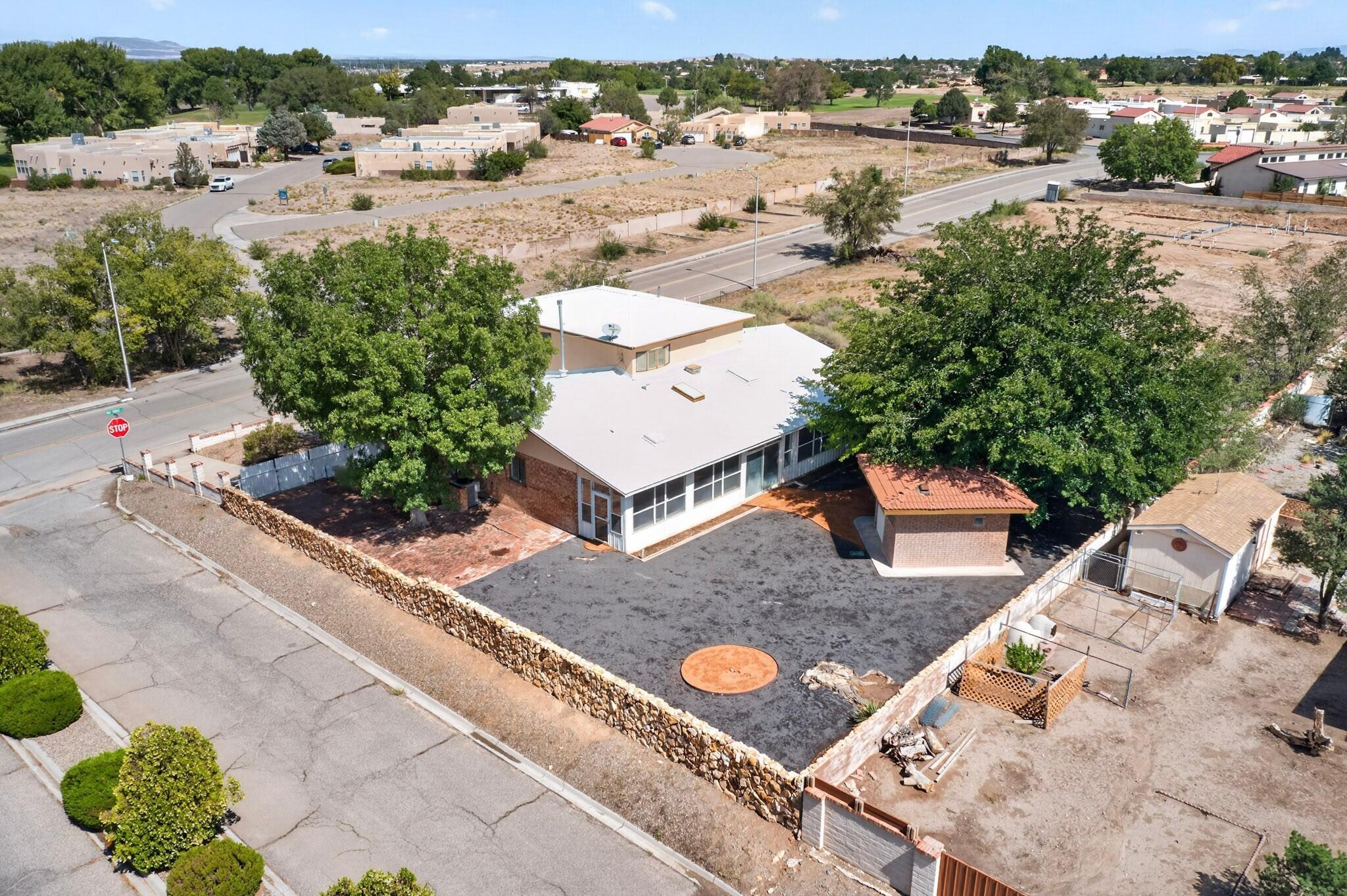 1690 Golf Course Road