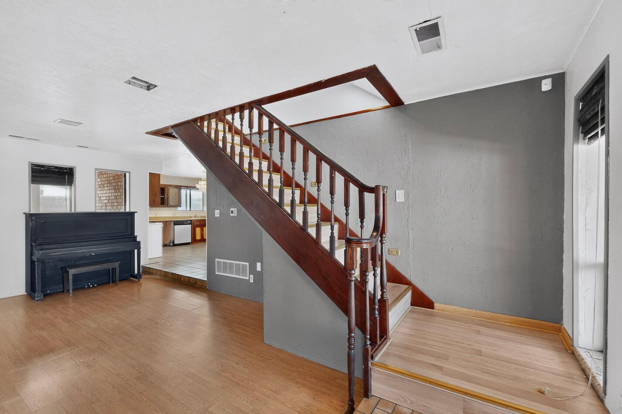 1690 Golf Course Road