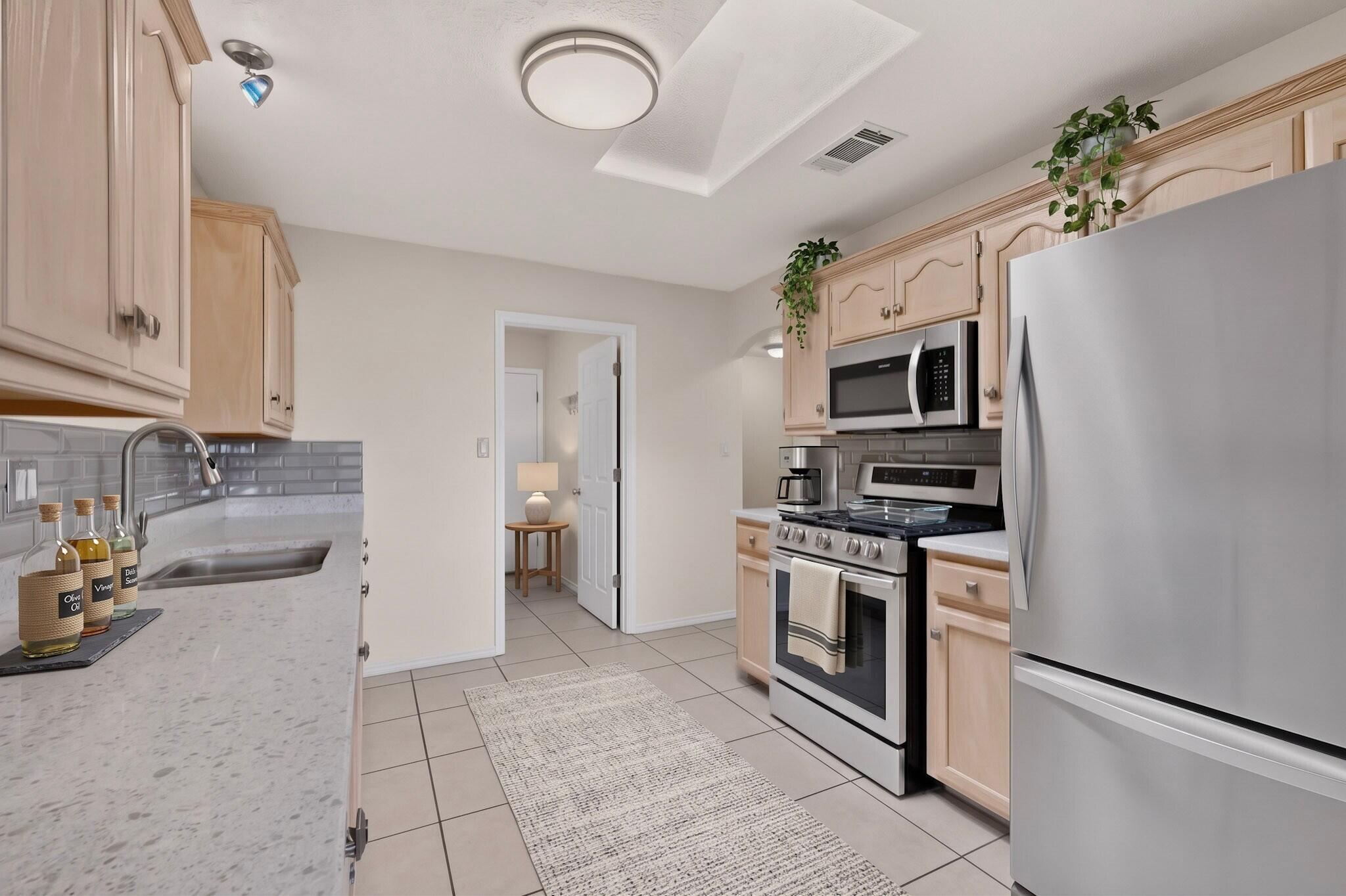 4909 Sereno Drive NE