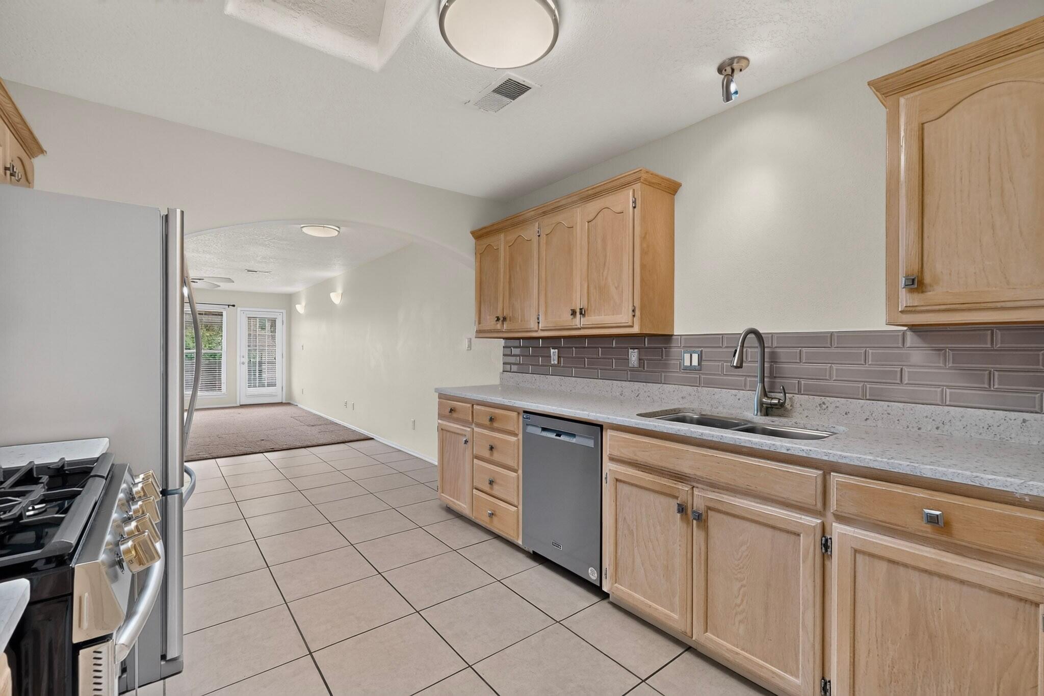 4909 Sereno Drive NE