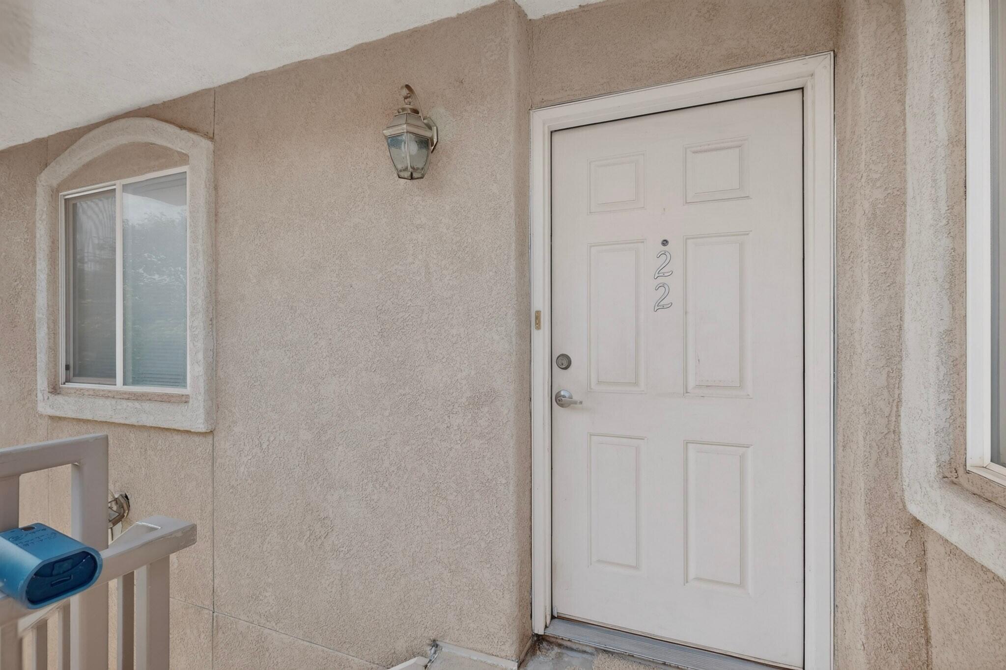 6800 Vista Del Norte Drive NE 422