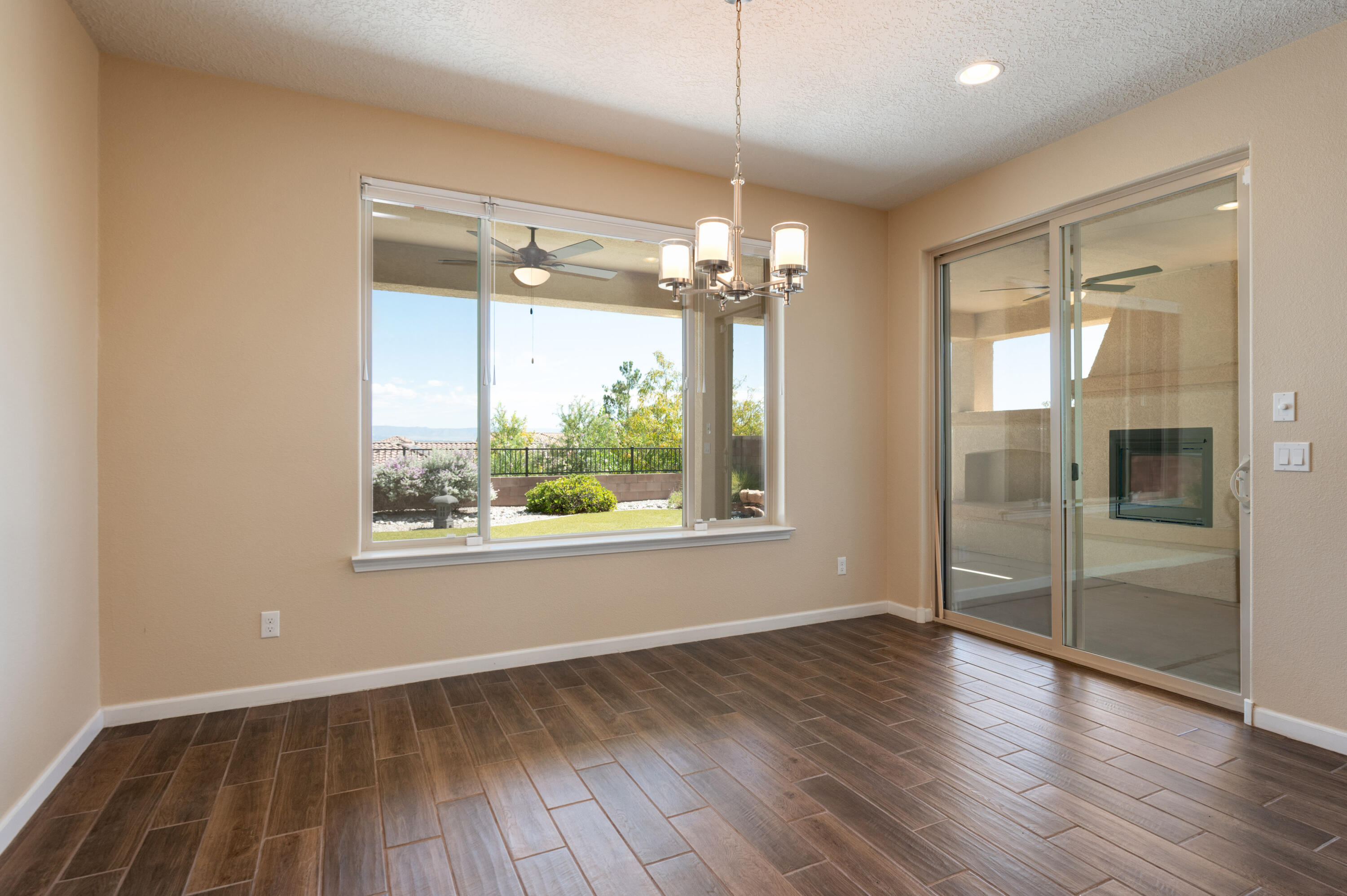 2100 Cave Creek Lane NW