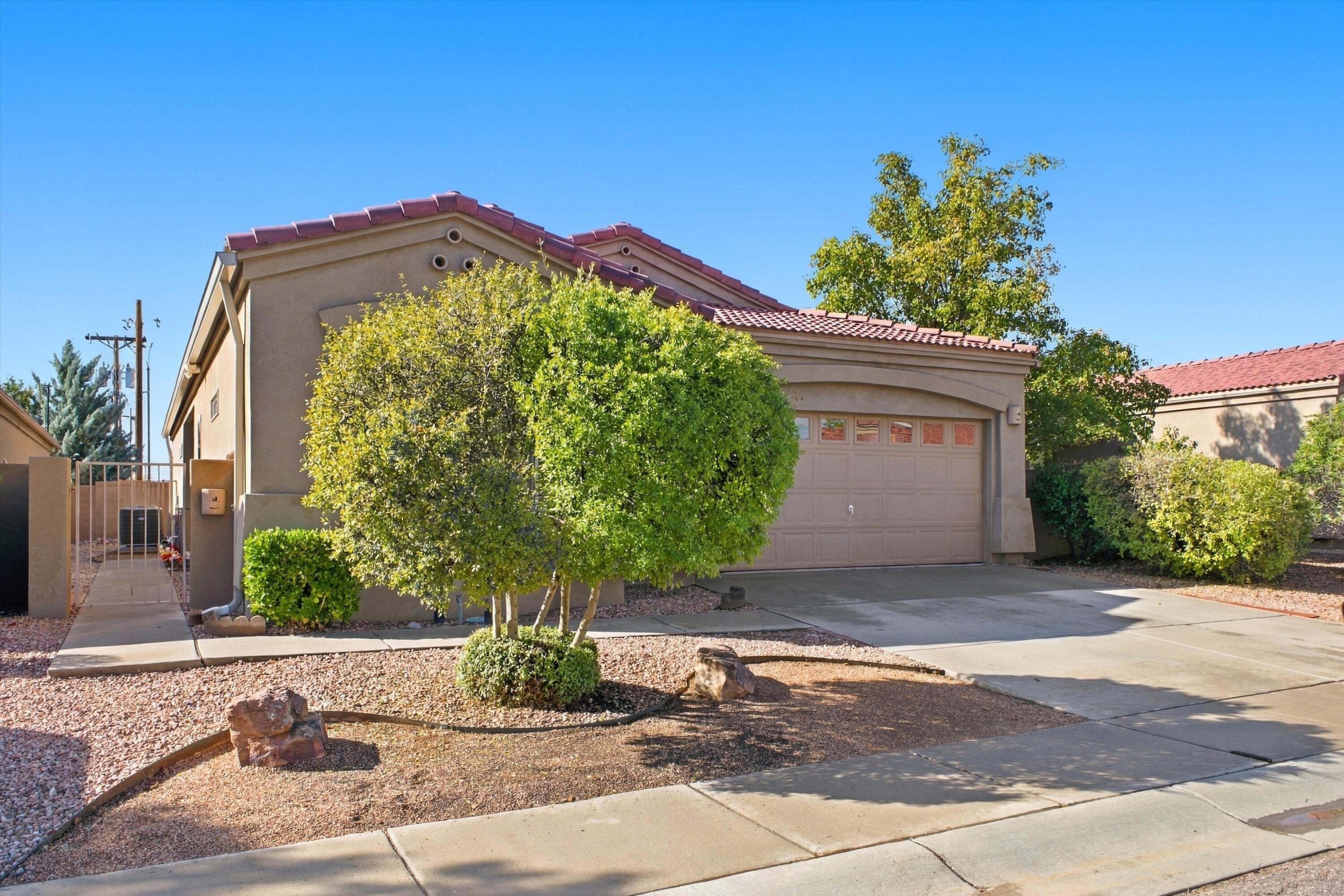 5424 Blue Jay Lane NW