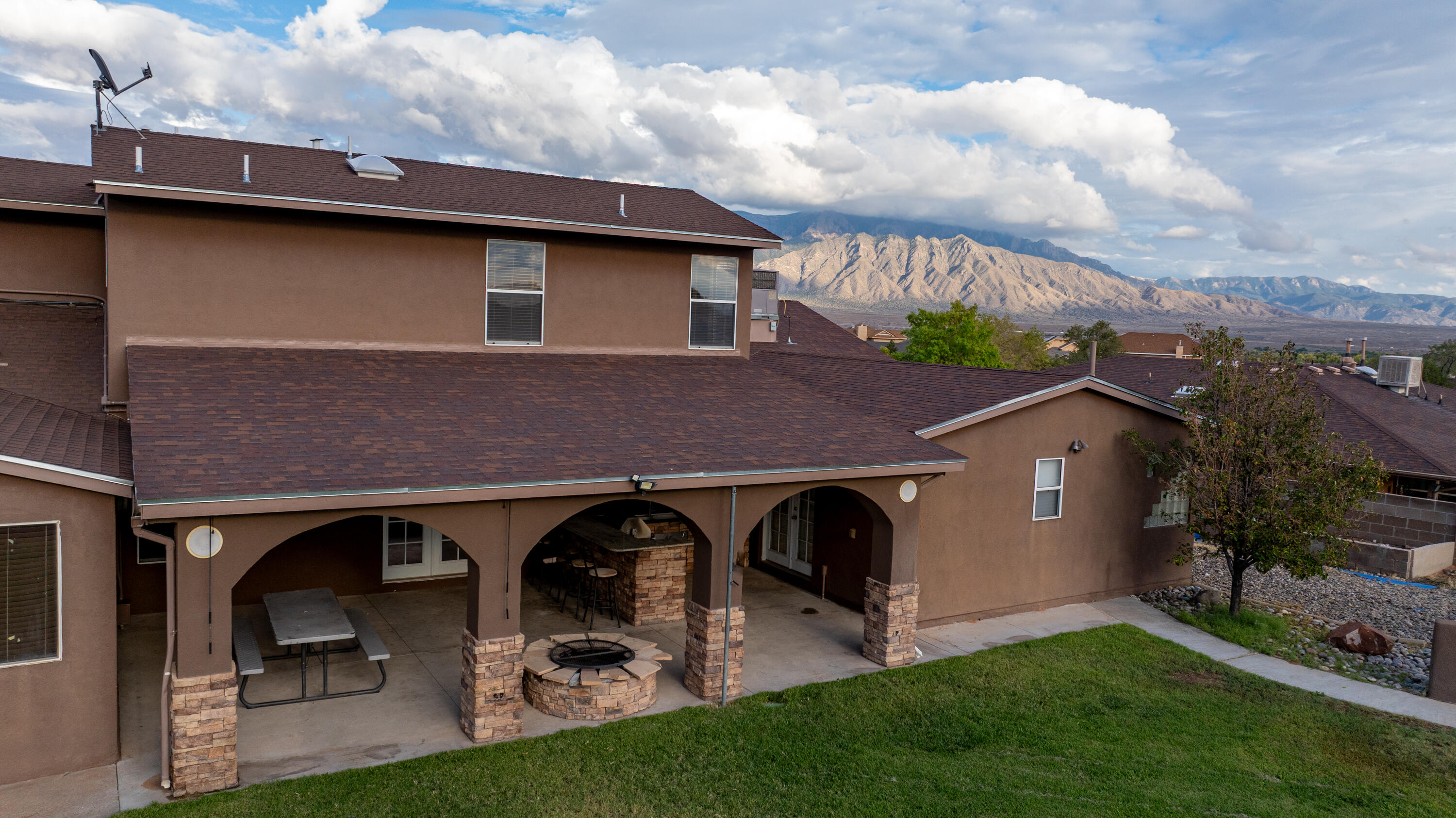 2309 Agua Fria Drive NE
