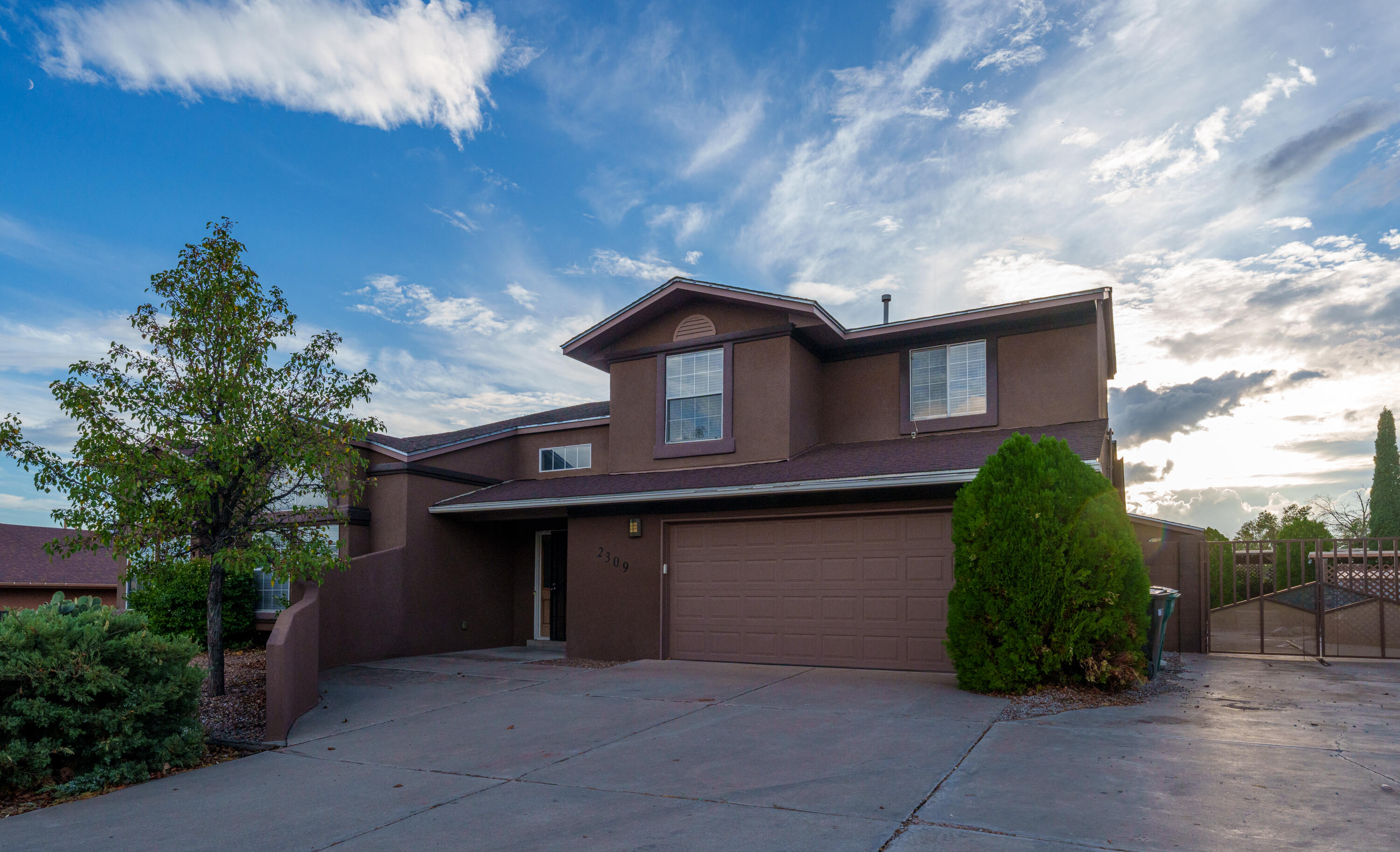 2309 Agua Fria Drive NE
