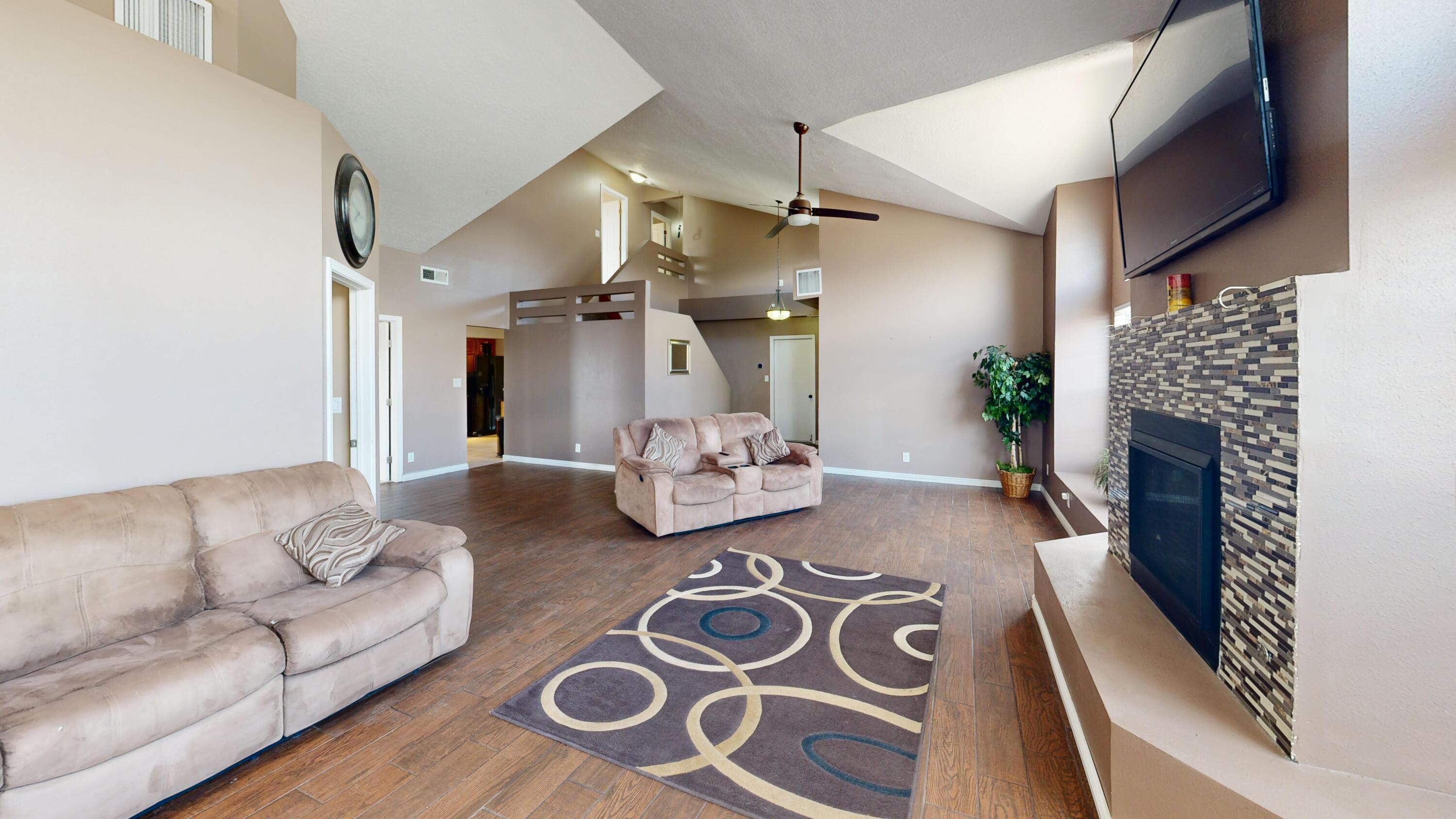 2309 Agua Fria Drive NE