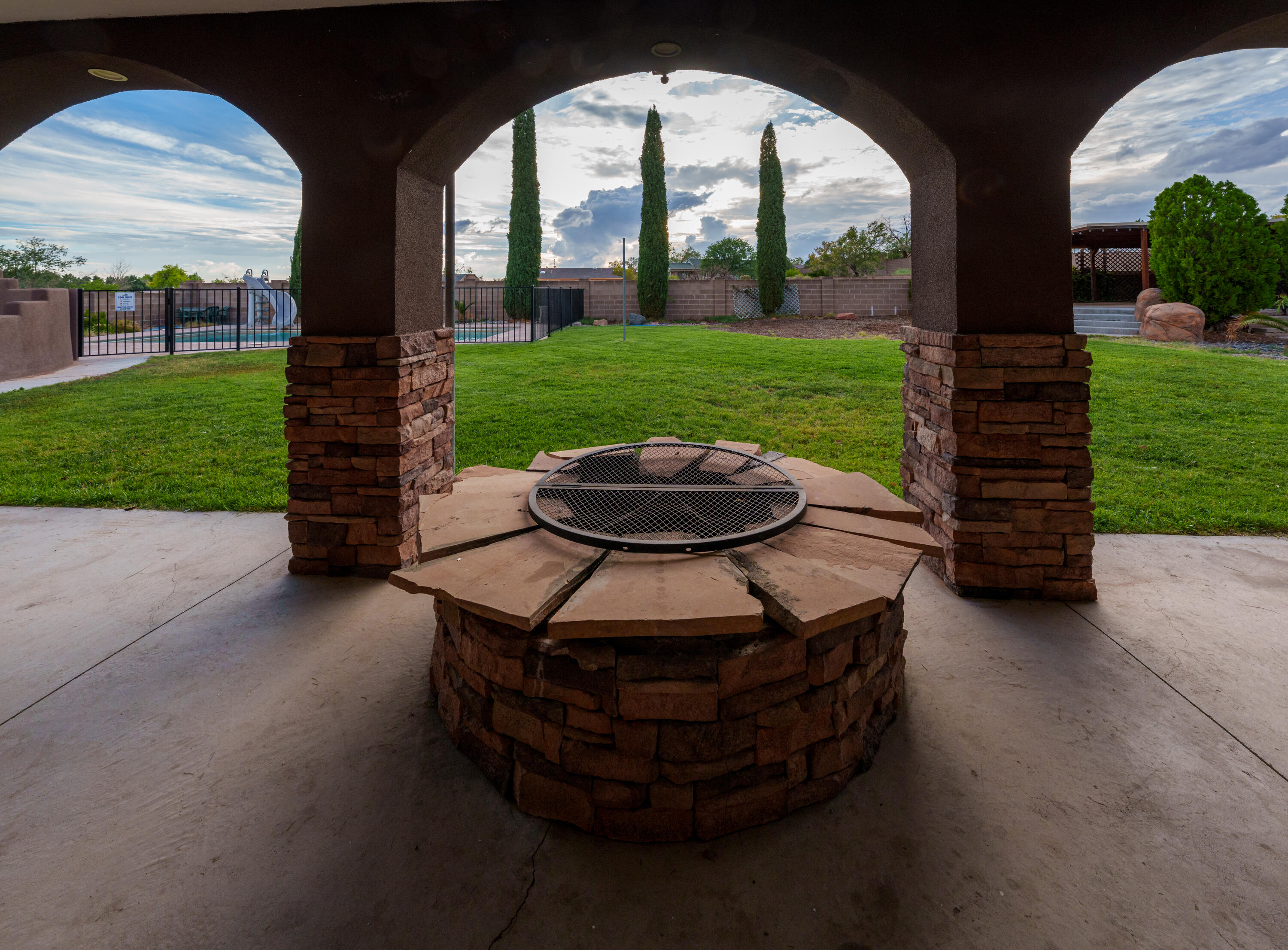 2309 Agua Fria Drive NE