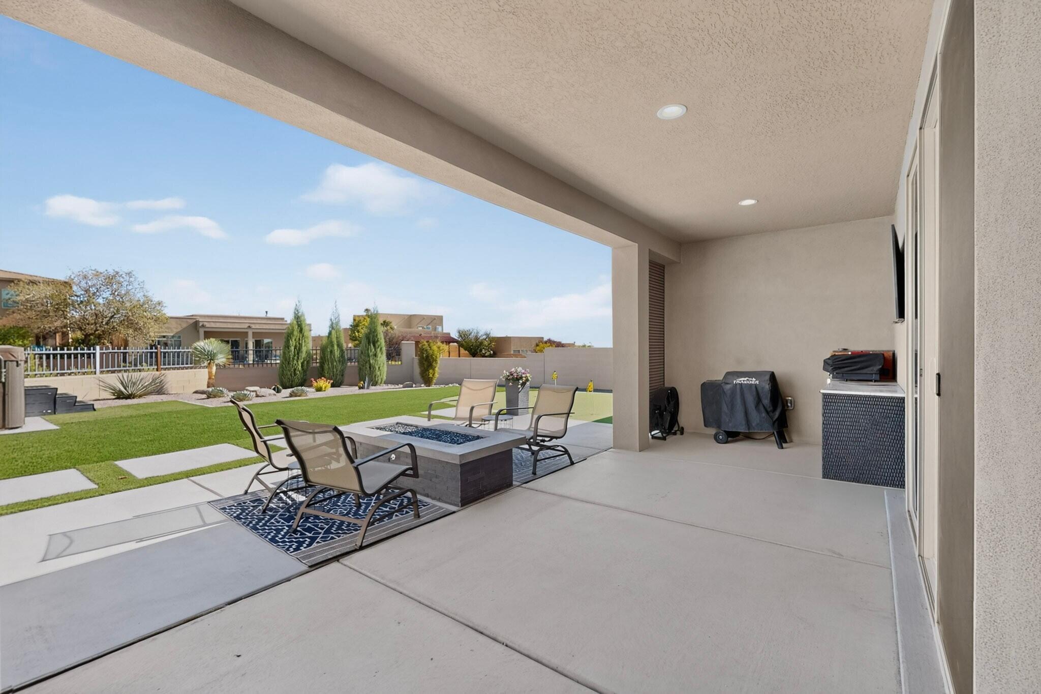 2554 Guadalupe Road NE