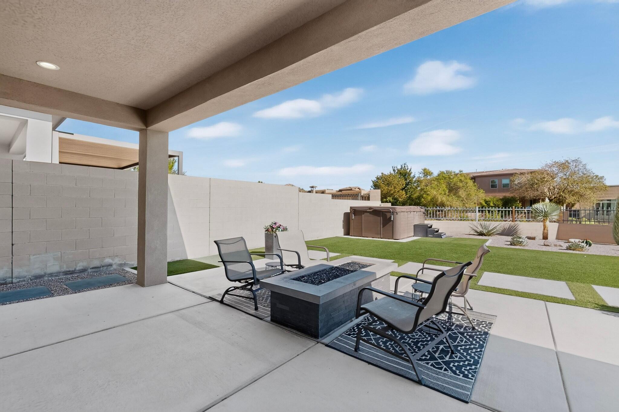 2554 Guadalupe Road NE
