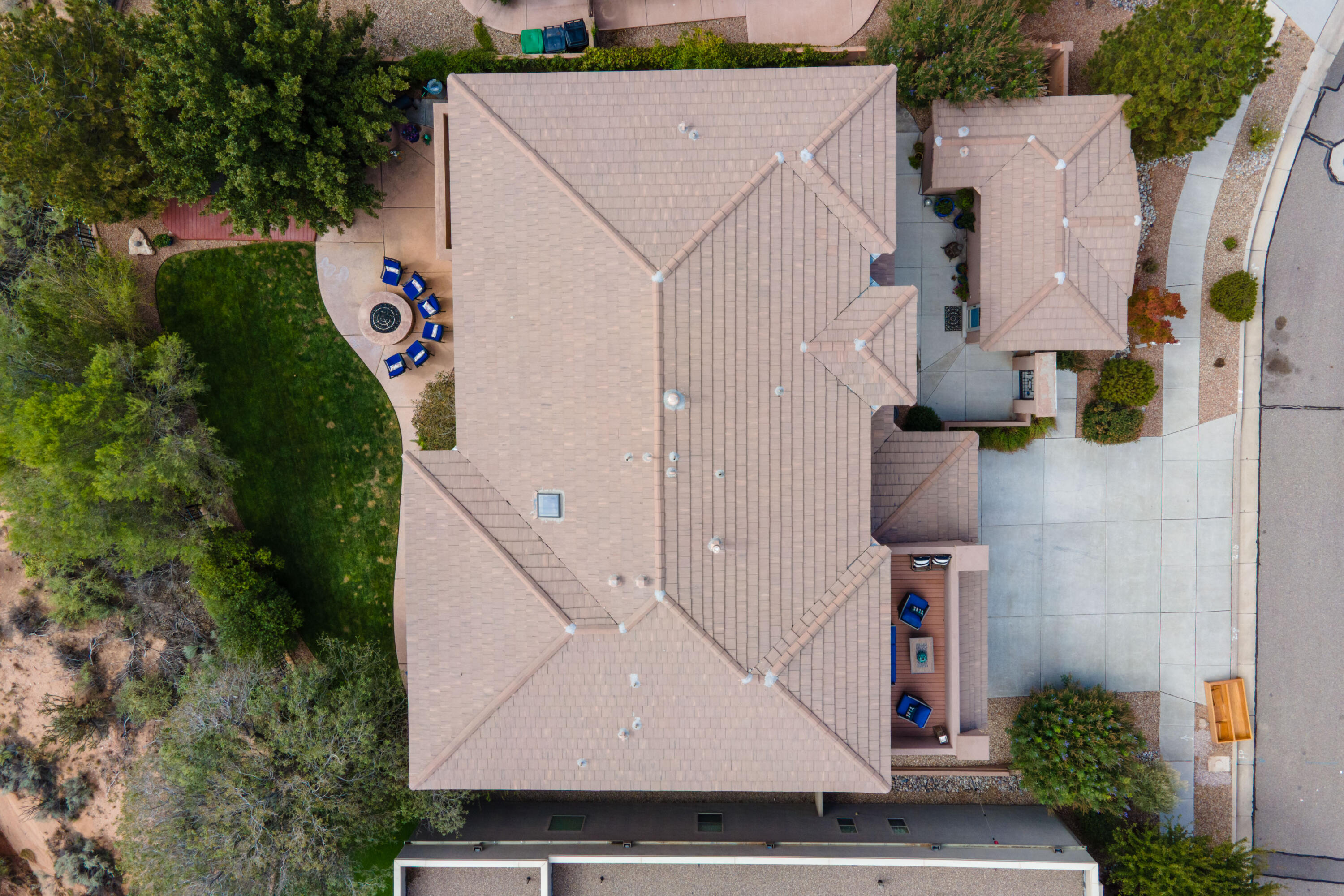 2929 Redondo Santa Fe Loop NE