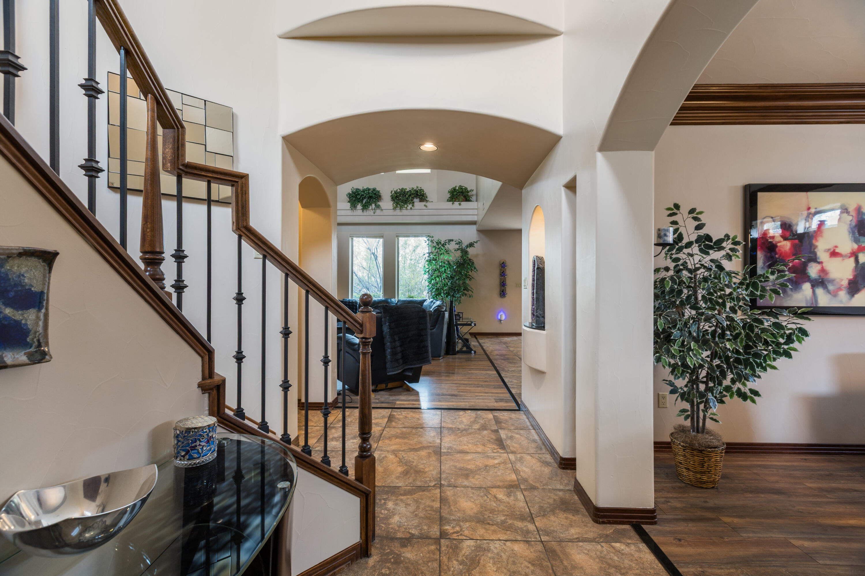 2929 Redondo Santa Fe Loop NE