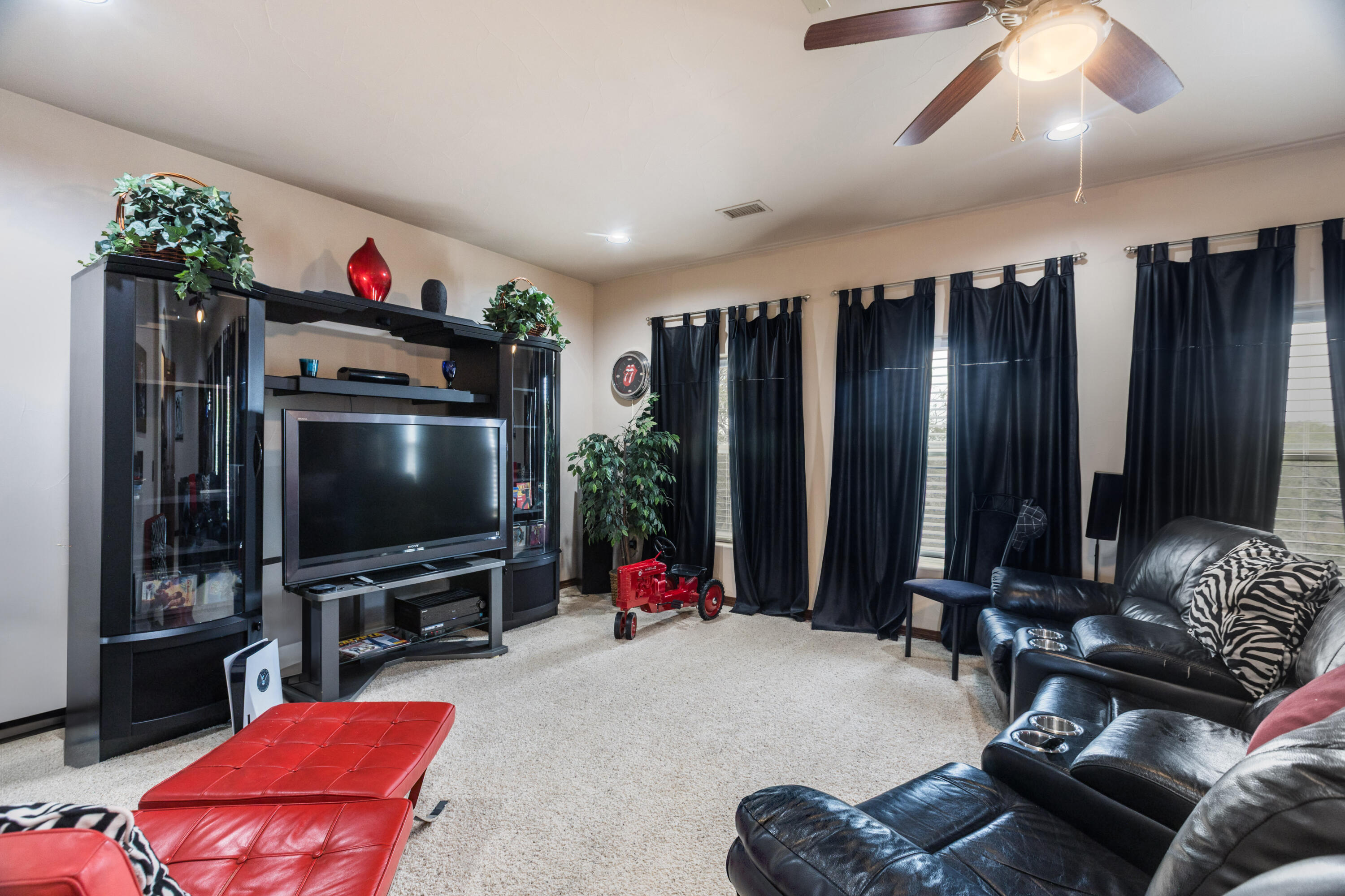2929 Redondo Santa Fe Loop NE