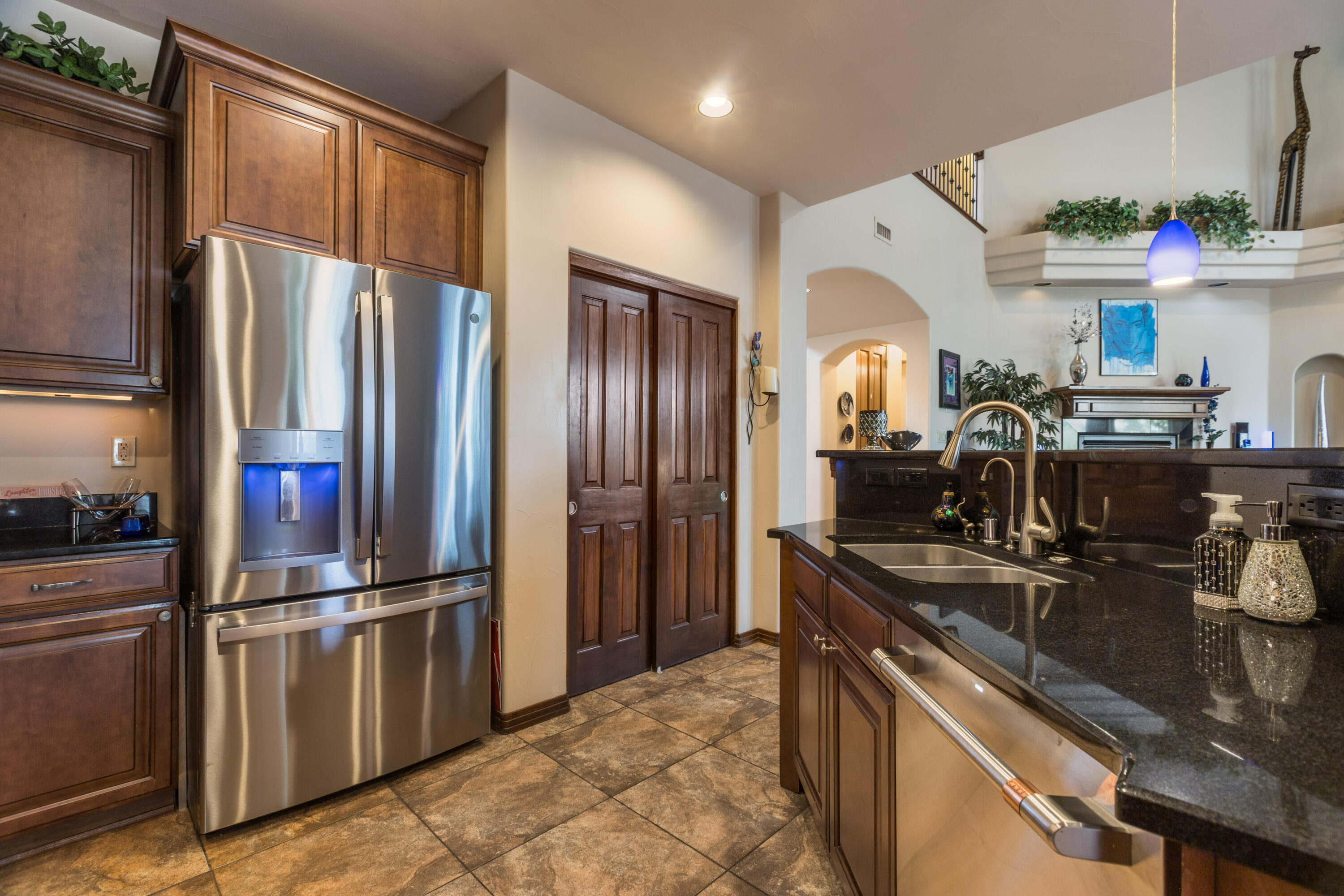 2929 Redondo Santa Fe Loop NE