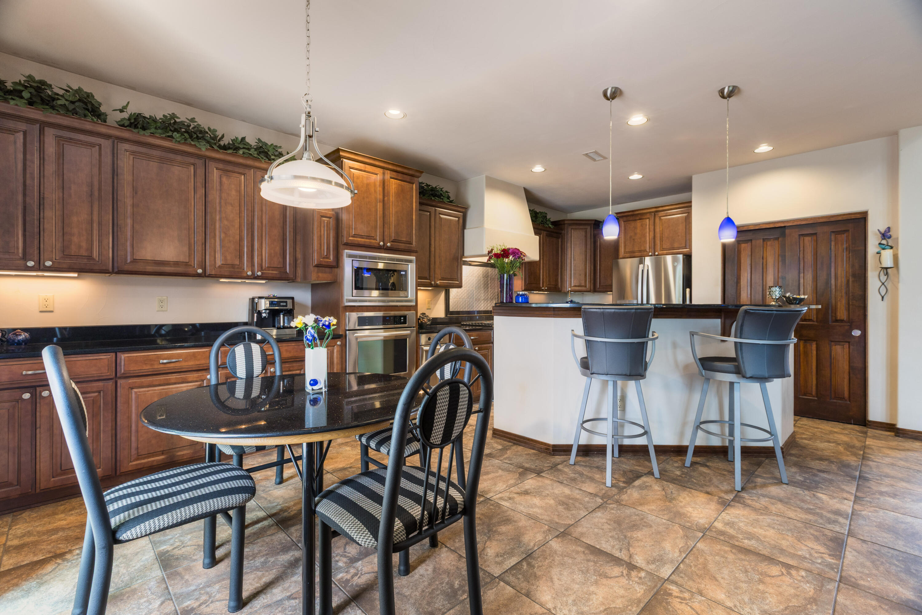 2929 Redondo Santa Fe Loop NE