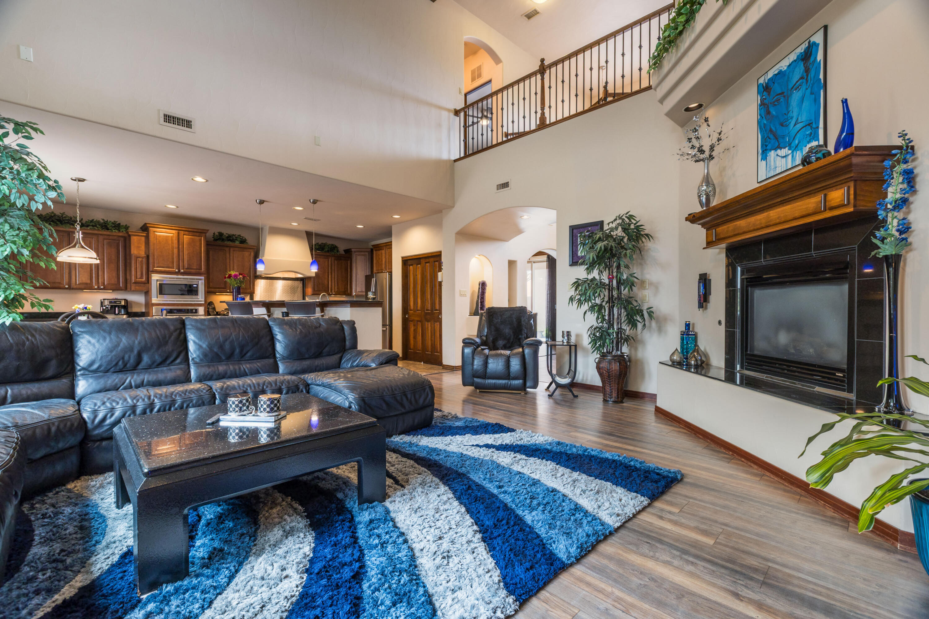 2929 Redondo Santa Fe Loop NE