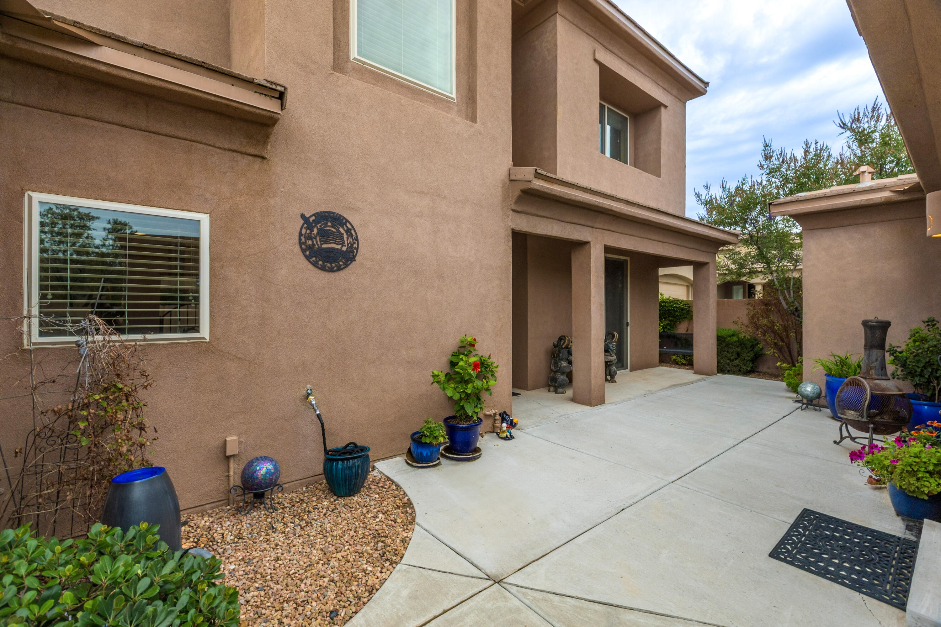 2929 Redondo Santa Fe Loop NE