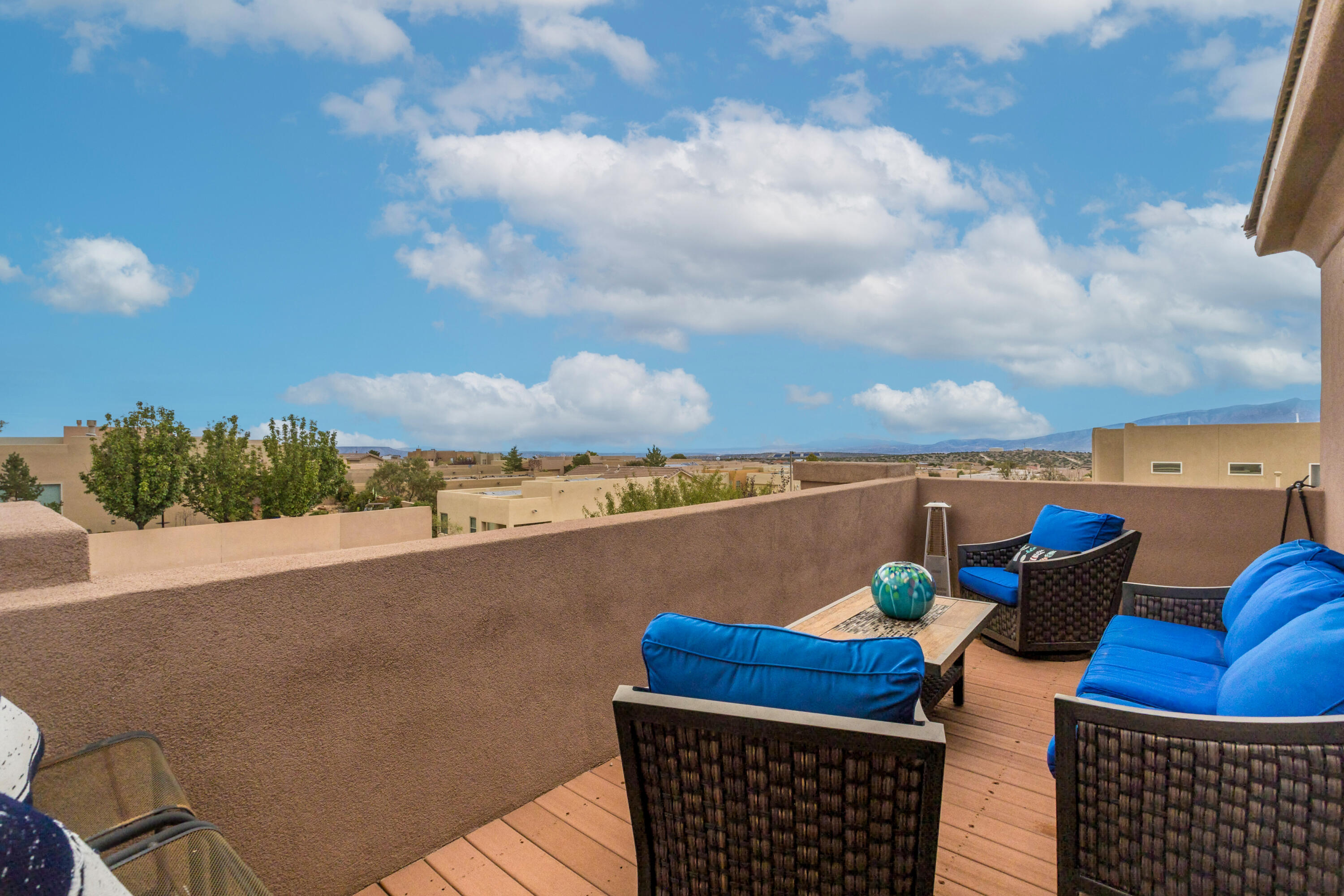 2929 Redondo Santa Fe Loop NE