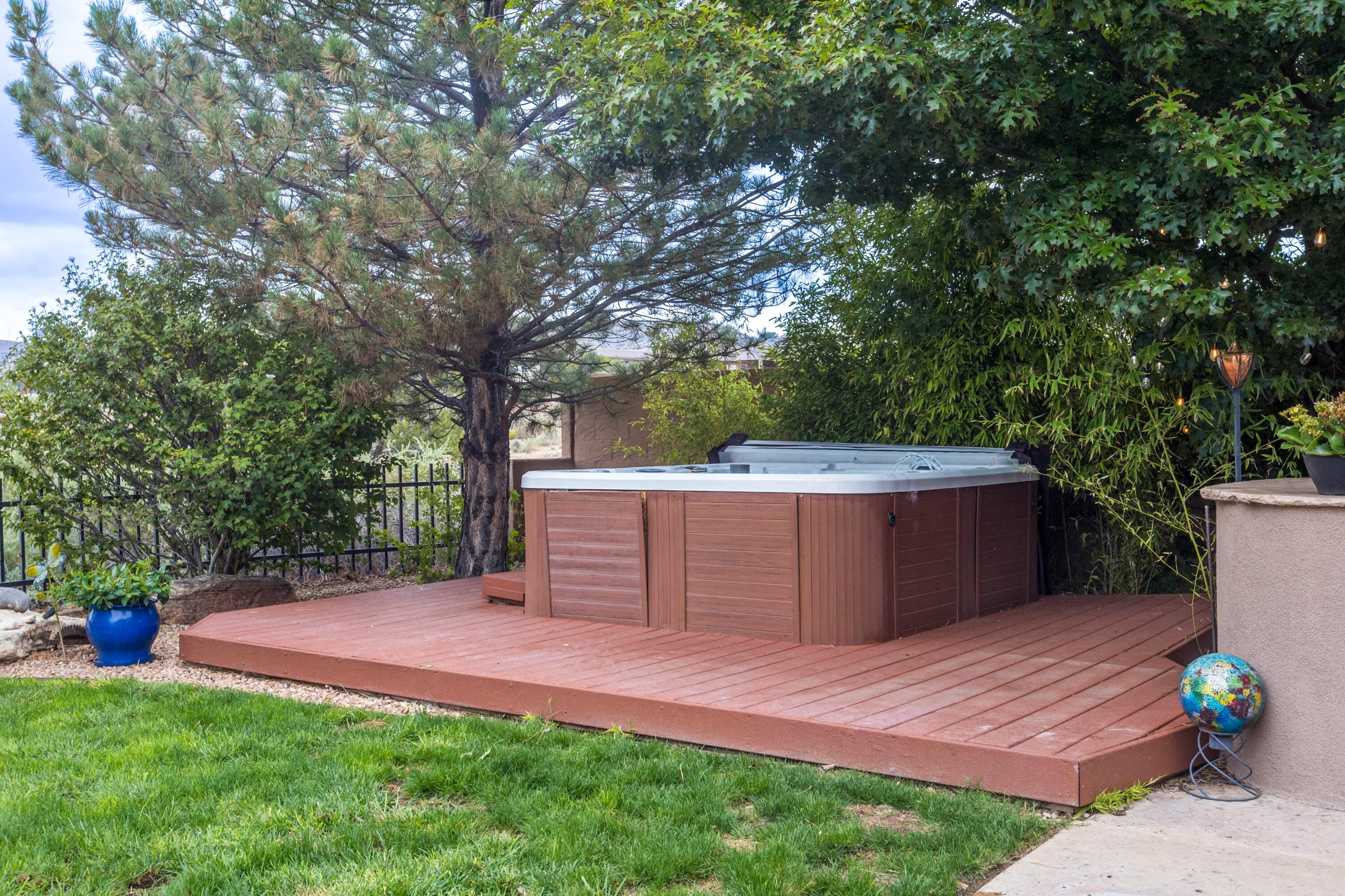 2929 Redondo Santa Fe Loop NE
