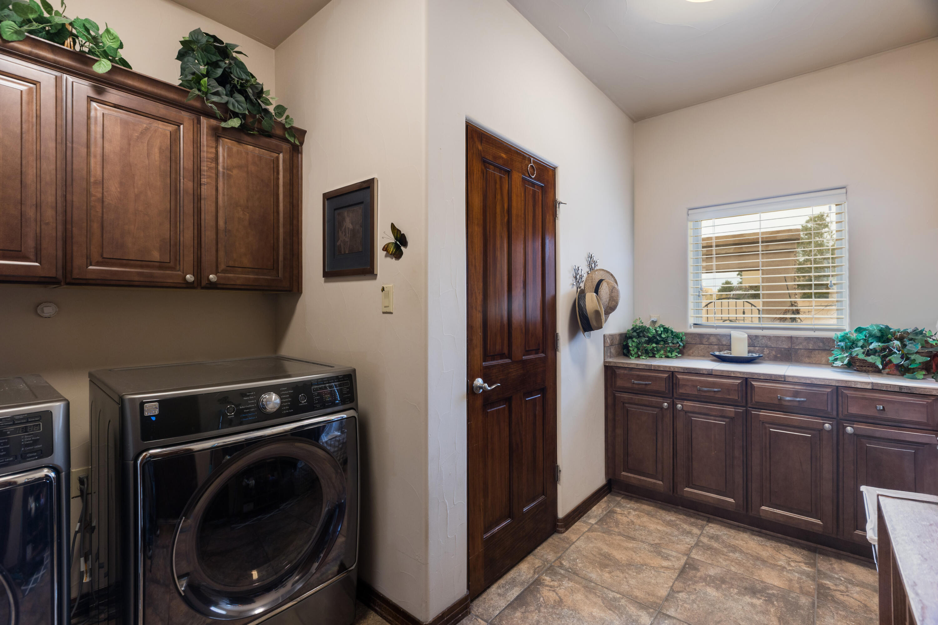 2929 Redondo Santa Fe Loop NE