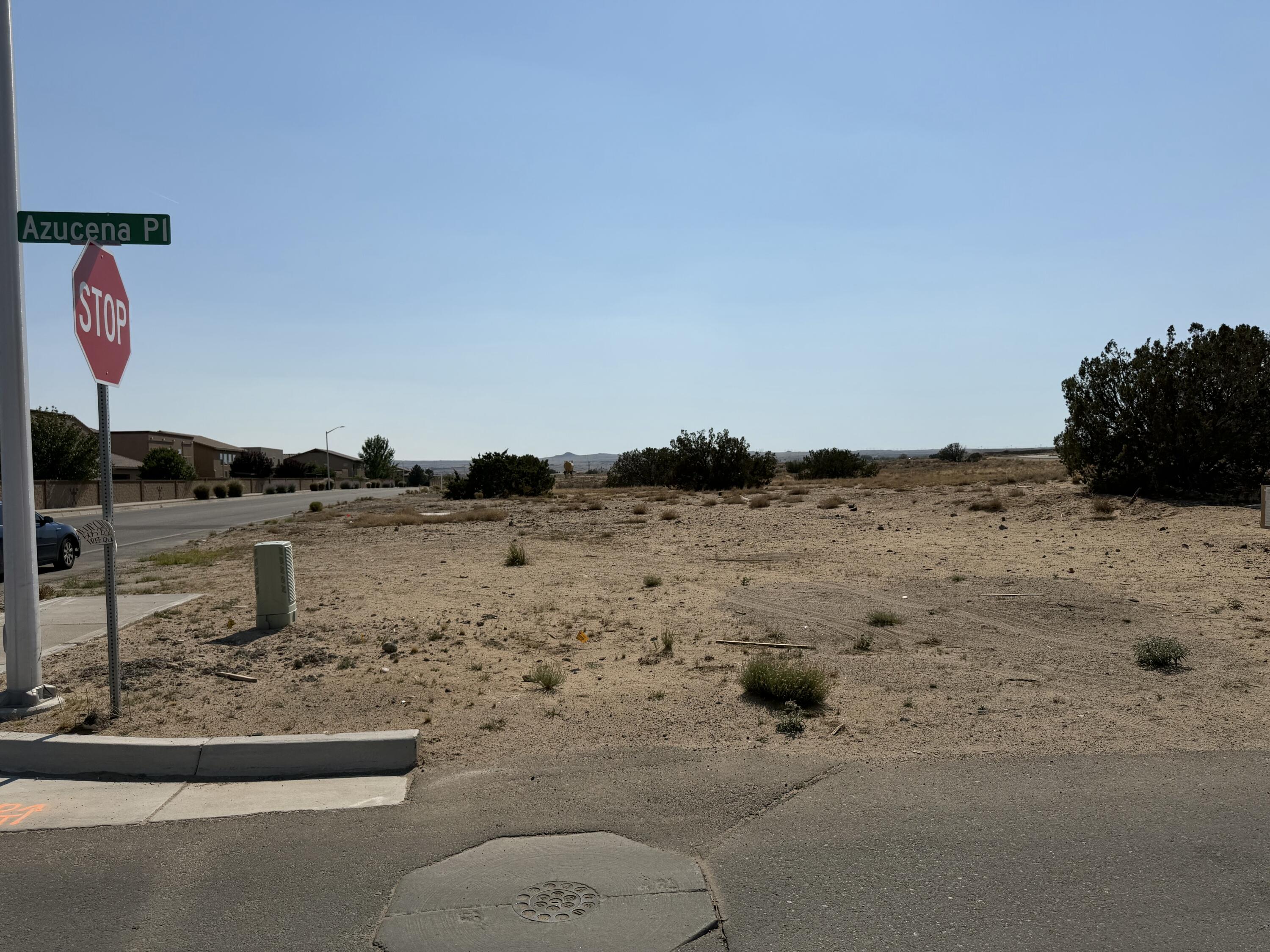 Azucena Place NW