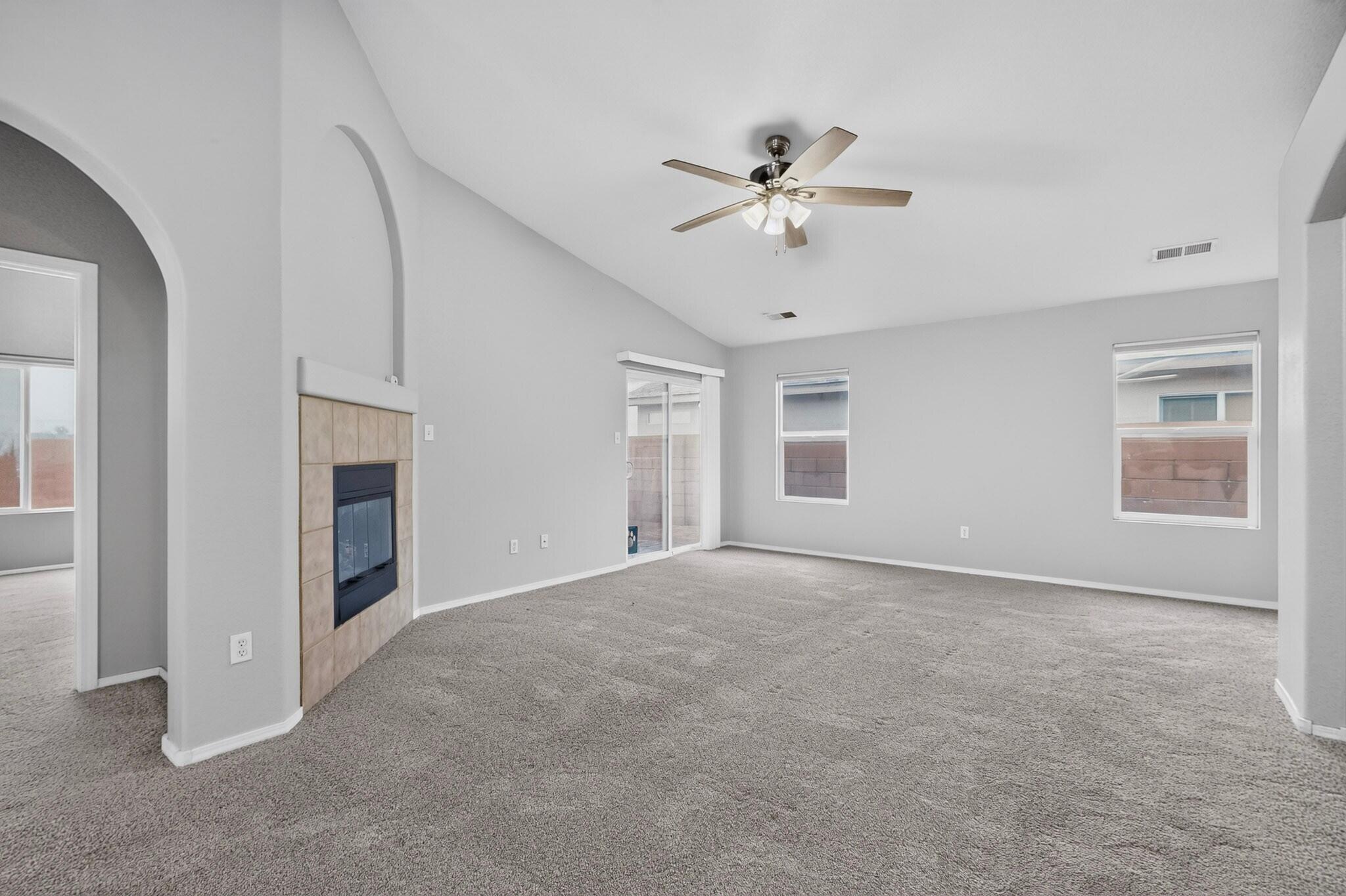 617 Sunny Meadows Drive NE