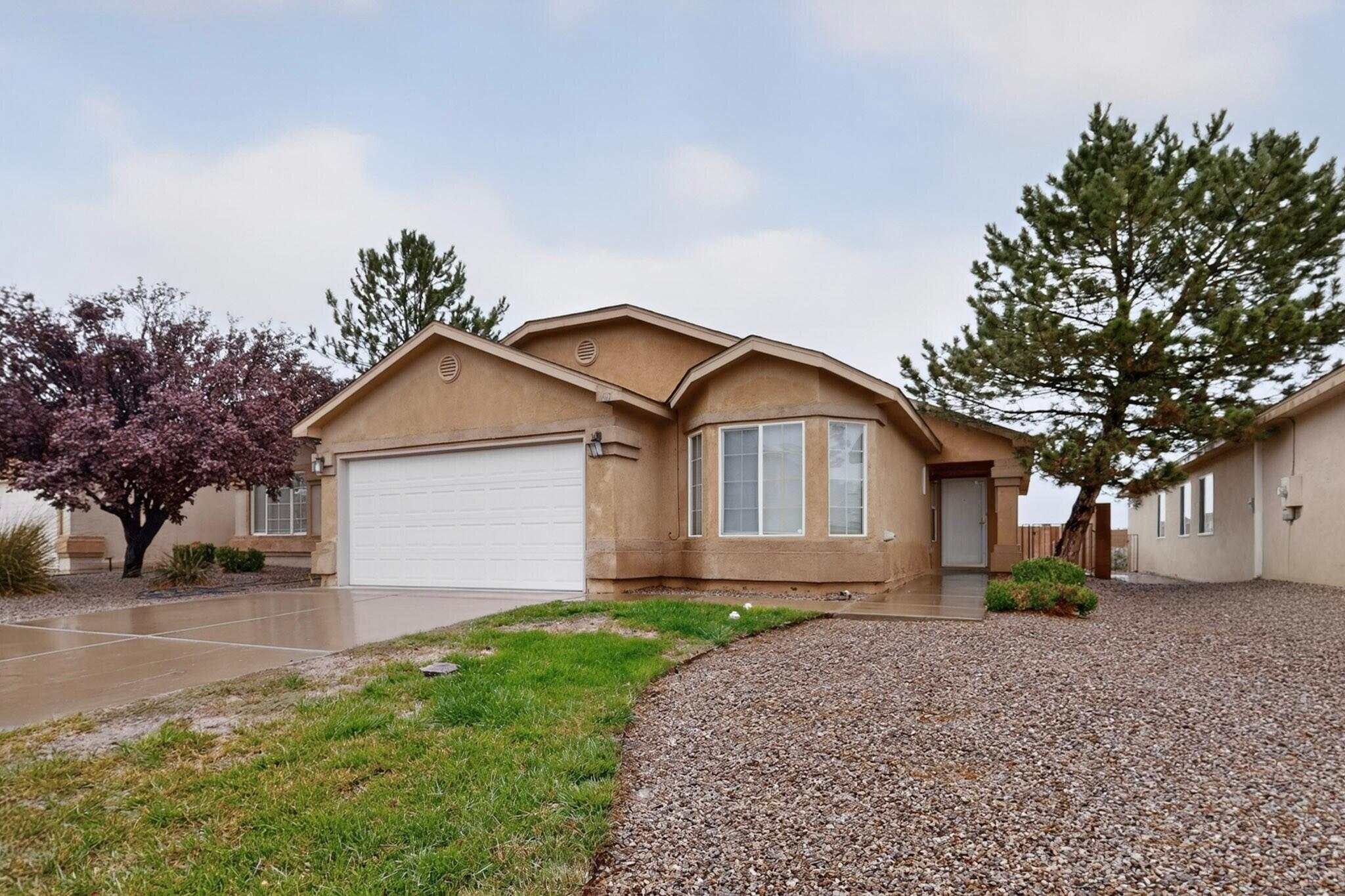 617 Sunny Meadows Drive NE