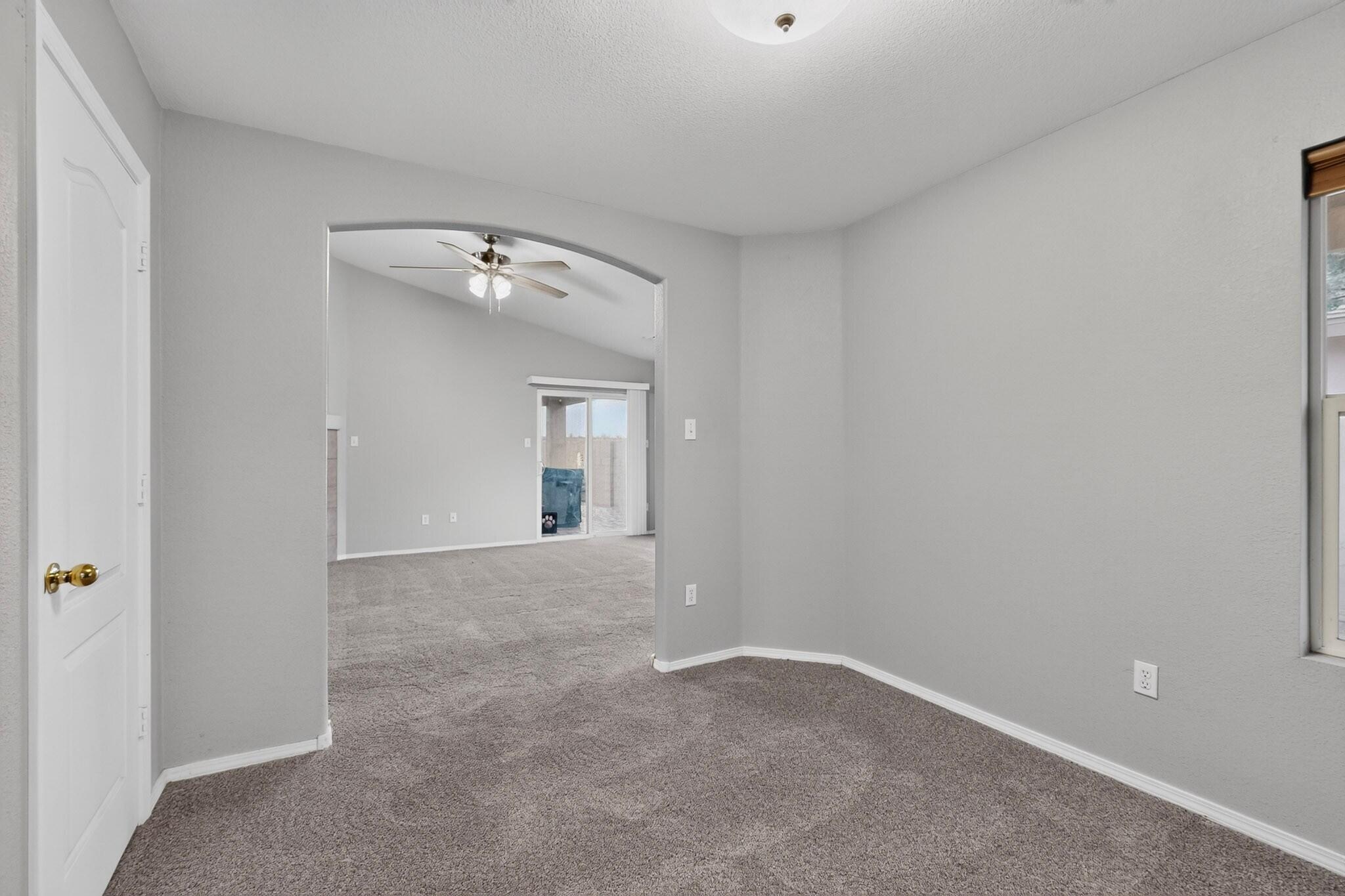 617 Sunny Meadows Drive NE