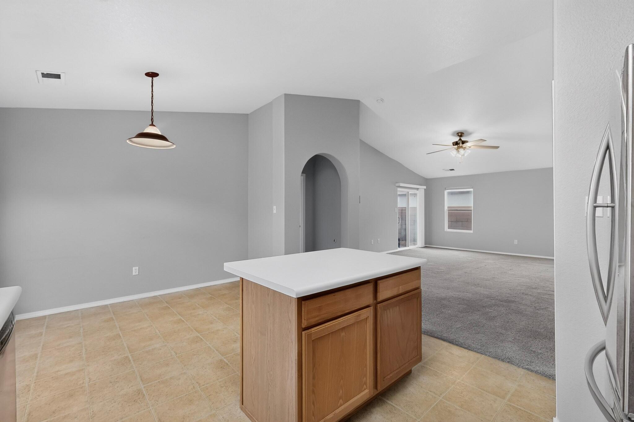617 Sunny Meadows Drive NE
